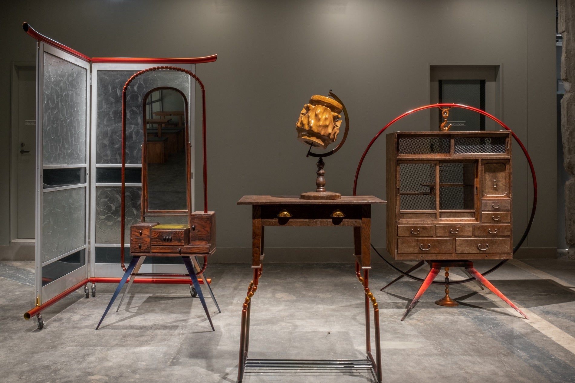 「奇ッ怪家具」近藤 七彩