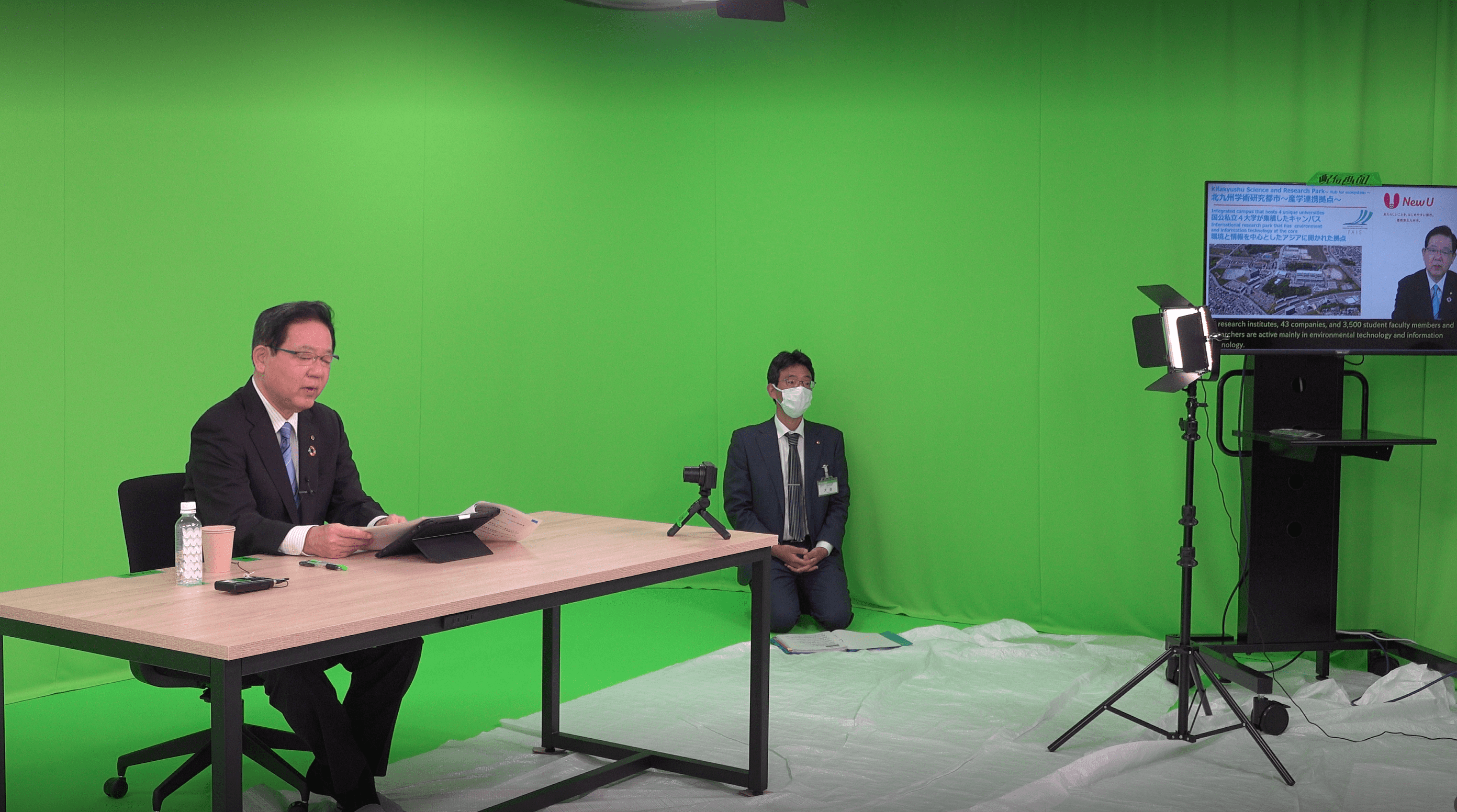 スタジオでの配信の様子