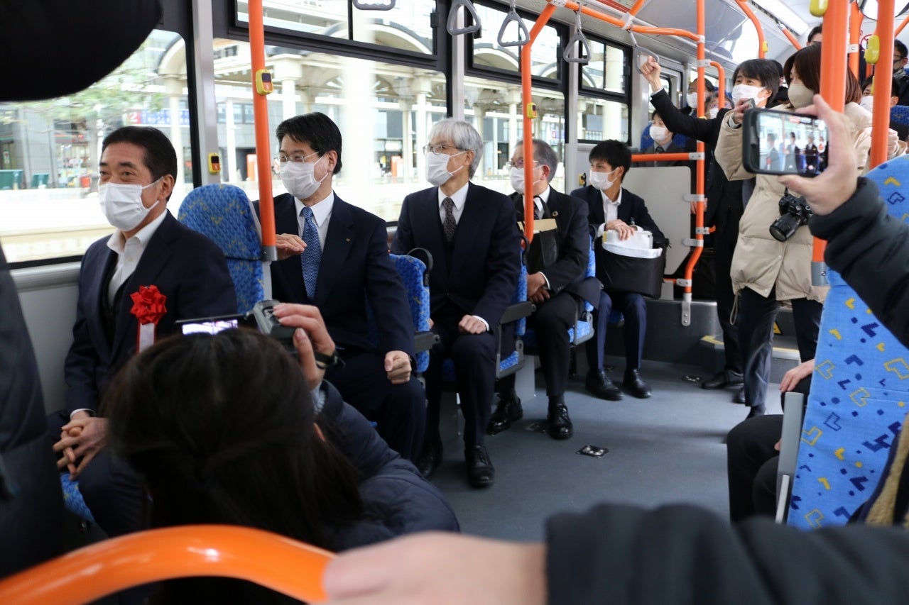 出発式前に行われた試乗会