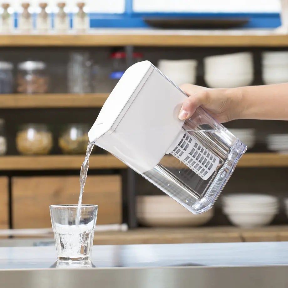 ポット型浄水器『ウルオ/ULeAU(R)』