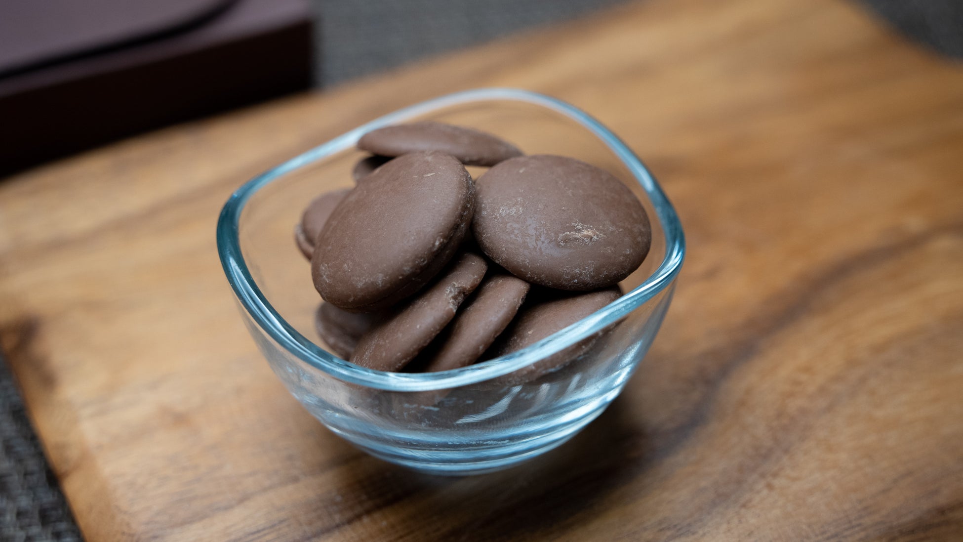焙煎したてのオーガニックアーモンドを24時間以内にチョコレートコーティング 香りとカリッ を閉じこめた Today S Almond Chocolate トゥデイズ アーモンドチョコレート 新発売 日進乳業株式会社のプレスリリース 焙煎したてのオーガニックアーモンドを24時間以内にチョコレートコーティング 香りとカリッ を閉じこめた Today S Almond Chocolate トゥデイズ アーモンドチョコレート 新発売 日進乳業株式会社のプレスリリース