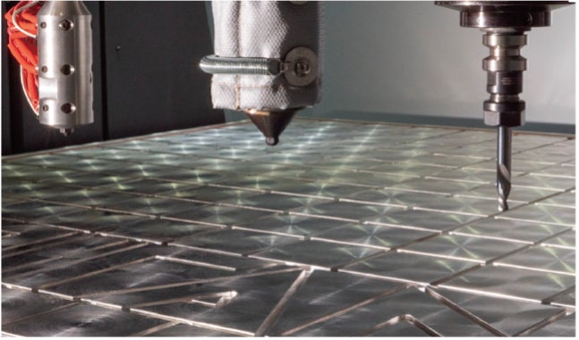 さまざまなペレット材料に対応、切削用のスピンドルヘッドも搭載している。(画像提供:3D Systems)