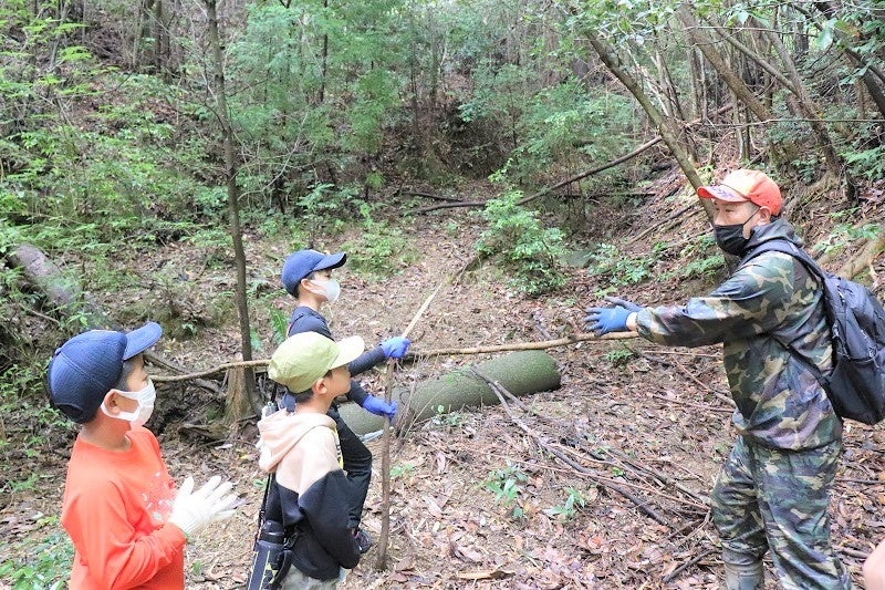 獣道についての注意点を話す家形さん