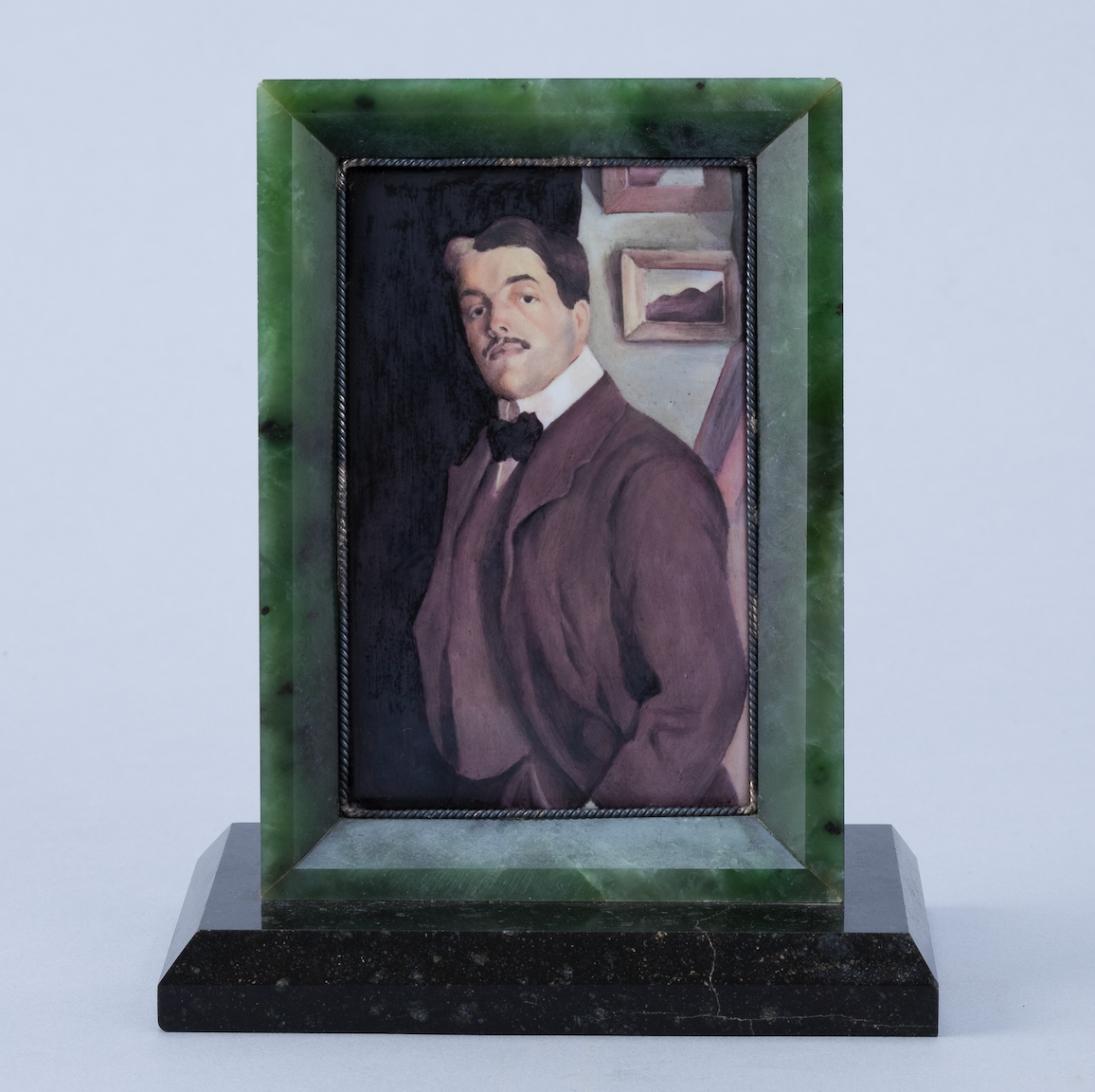 展示予定のコレクションより、ディアギレフ 石の肖像（資料提供：兵庫県立芸術文化センター 薄井憲二バレエ・コレクション）