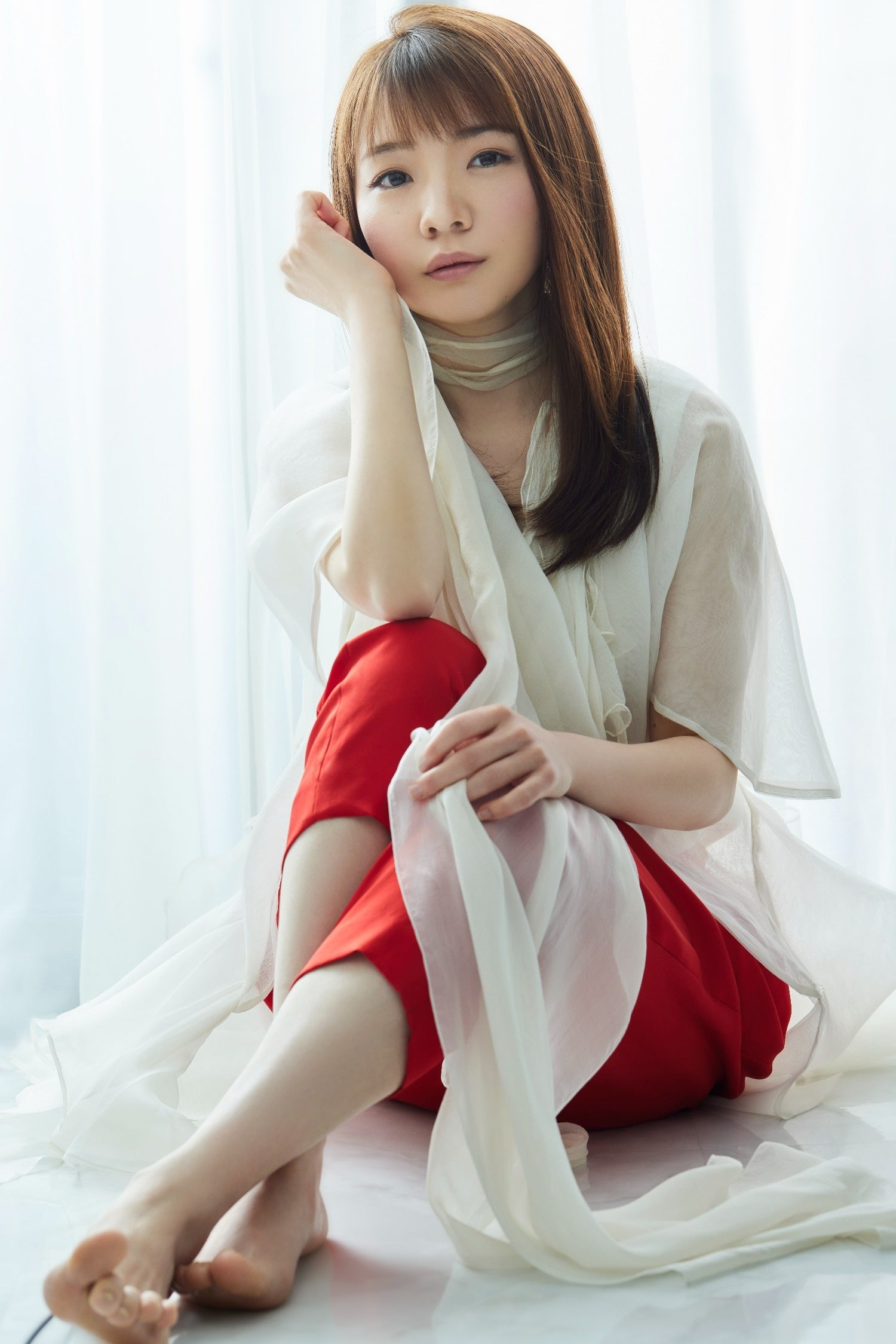 長富彩（ながとみ・あや）。2005年東京音楽大学附属高校を特待生で卒業、同年よりハンガリー国立リスト音楽院にて学ぶ。08年米国で演奏活動開始、帰国後5作のアルバムをリリース。