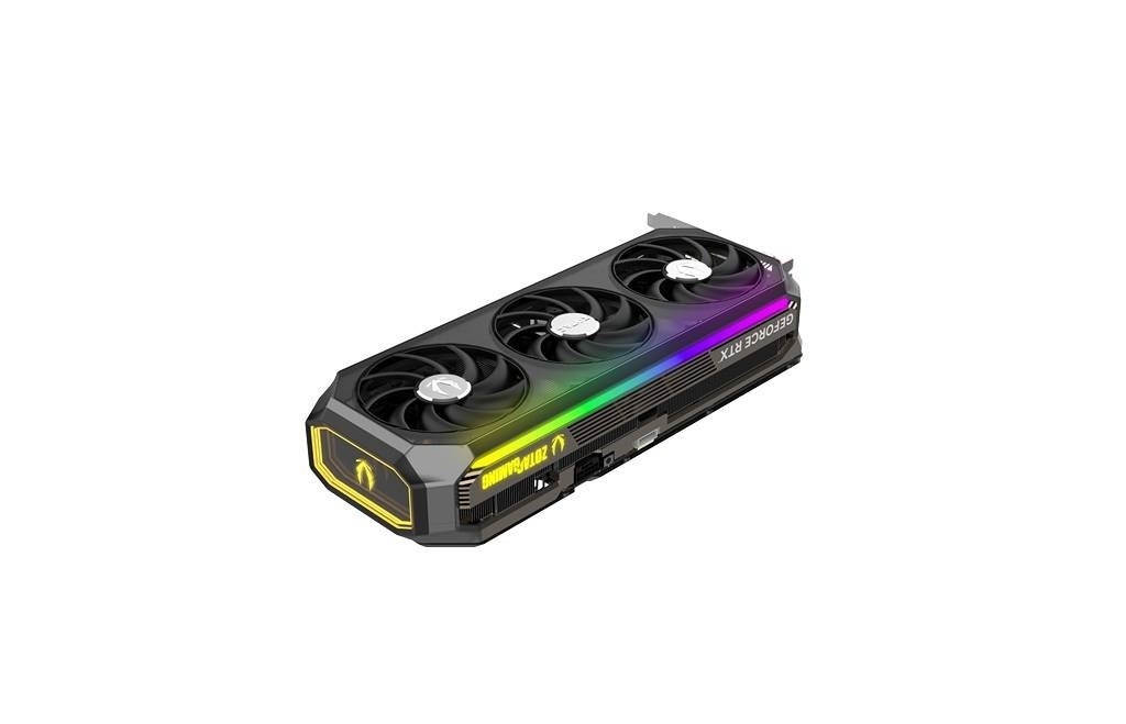 GeForce RTX 5070 Tiを搭載するZOTAC社製グラフィックボード3