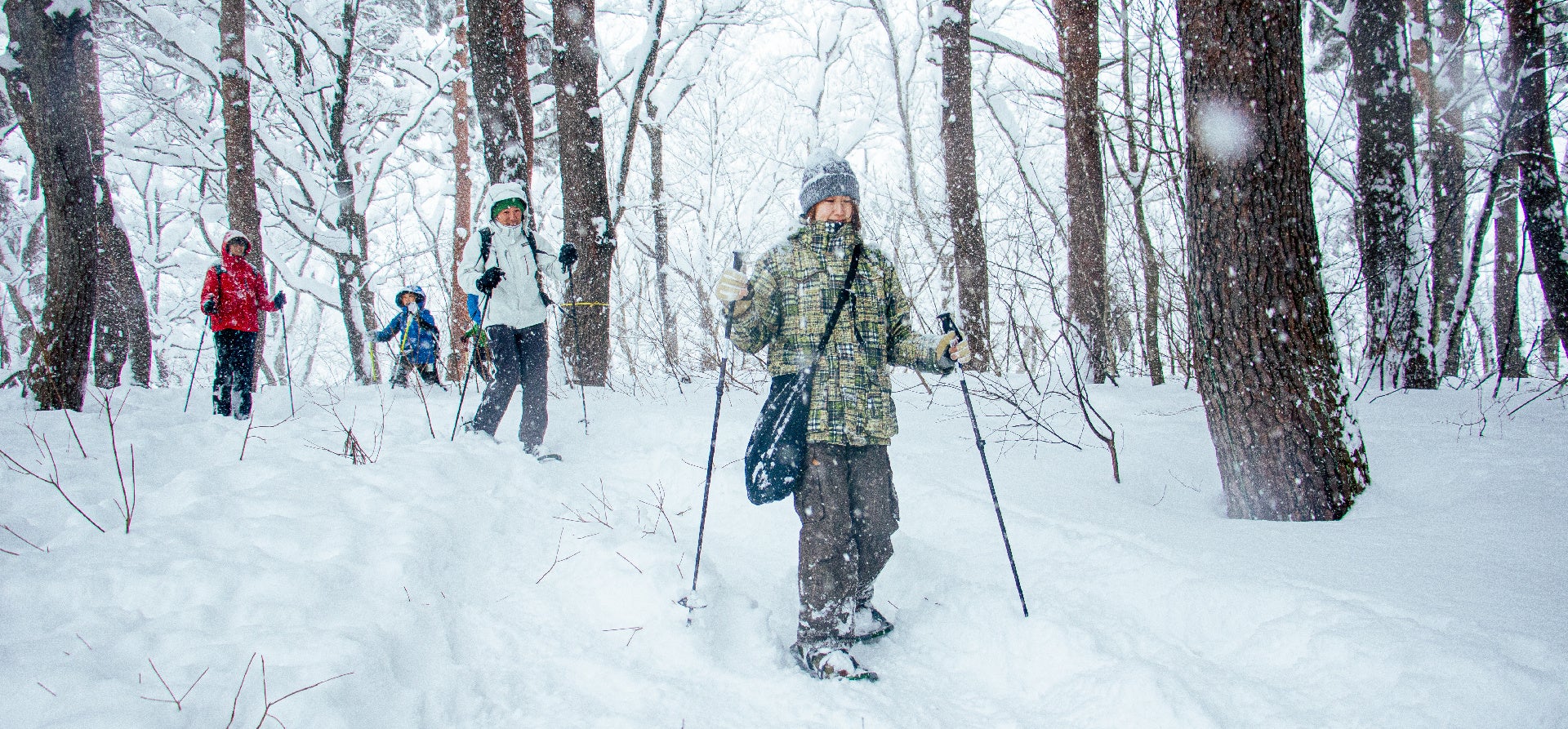 雪の森を散策中