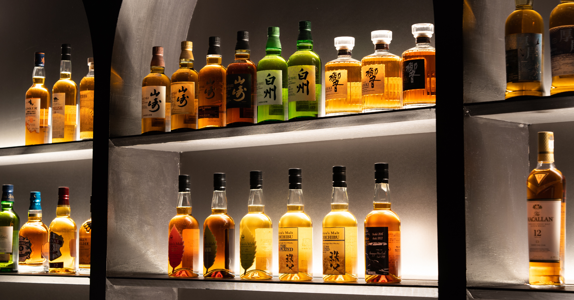ずらりと並ぶ希少な国産ウイスキー