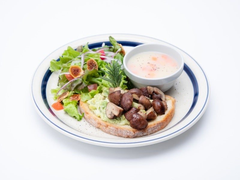 アボカド＆マッシュルームのオープンサンド 