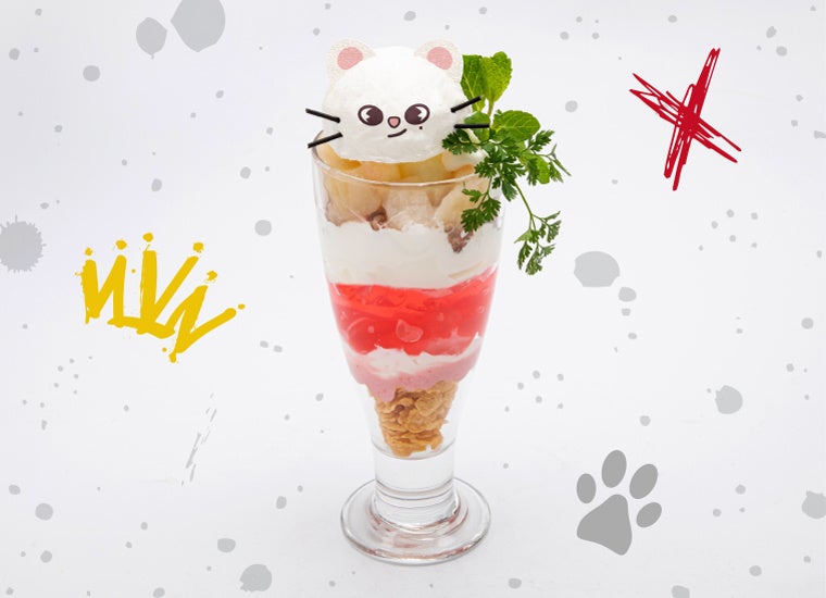 Jiniret 桃といちごのパフェ