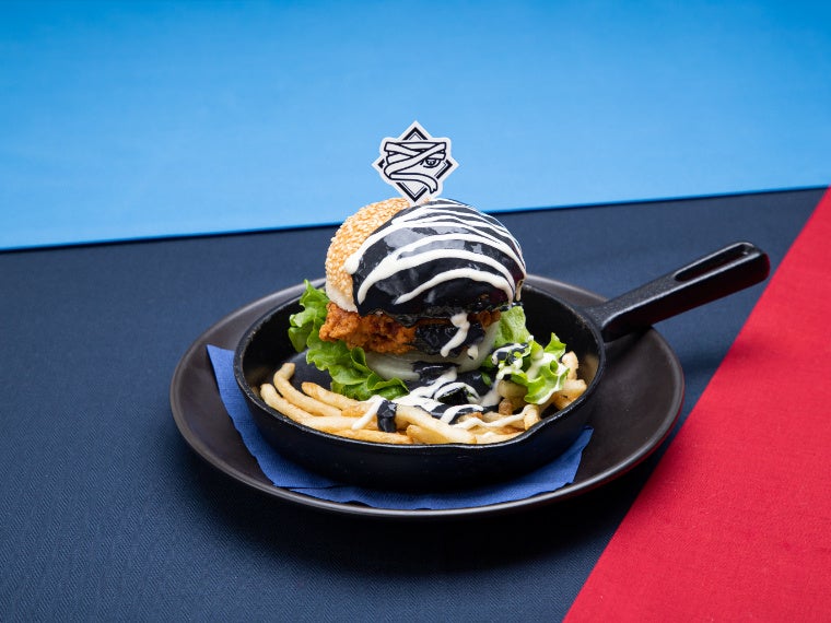 【五条悟】クリームチキンバーガー