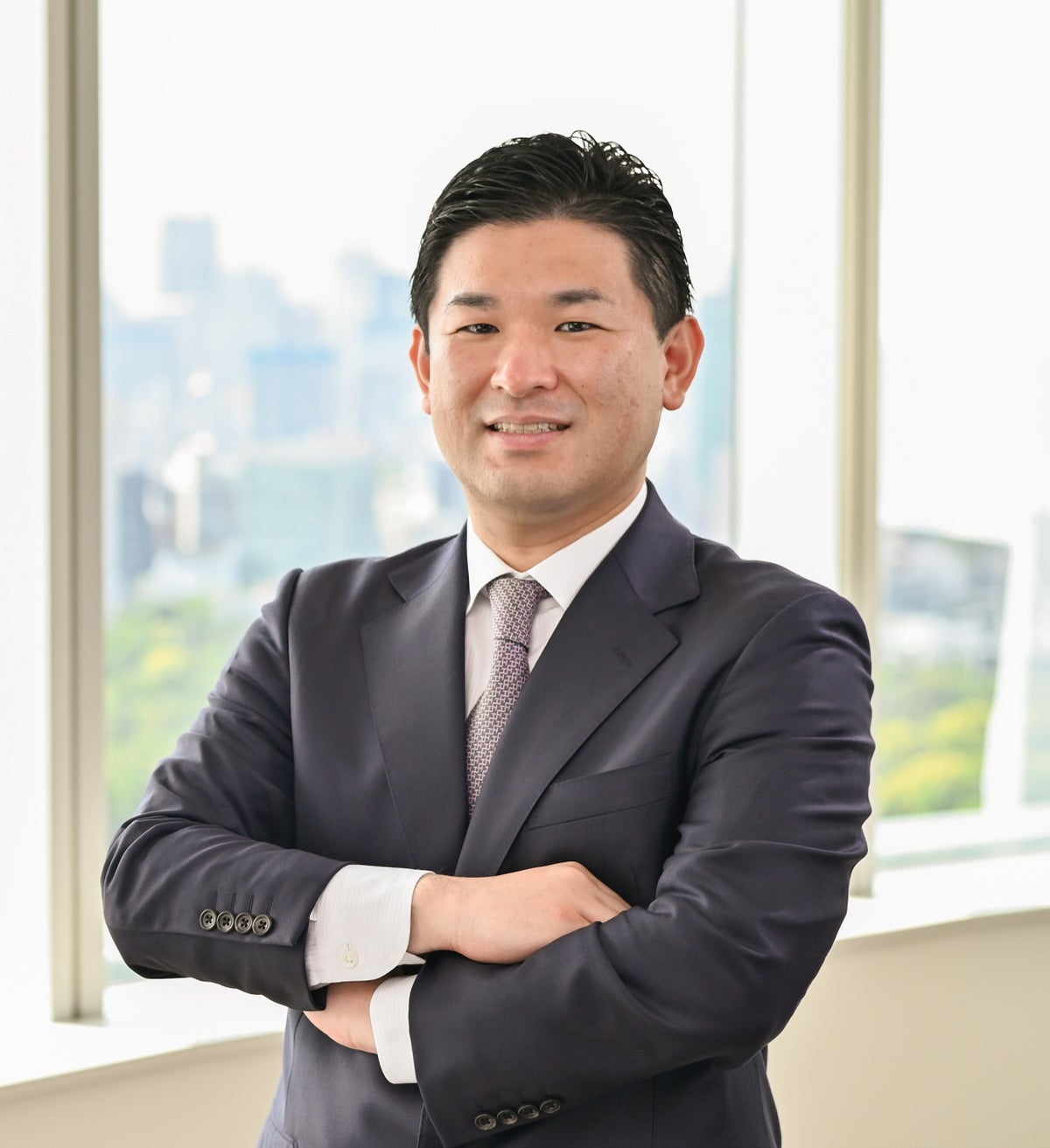 粟井 勇貴 氏