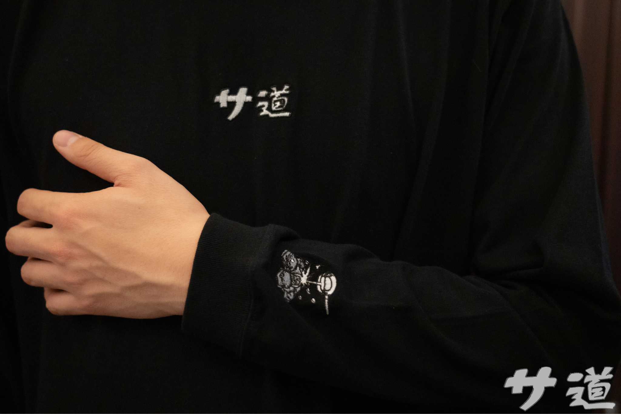 ロングスリーブTシャツ(黒)