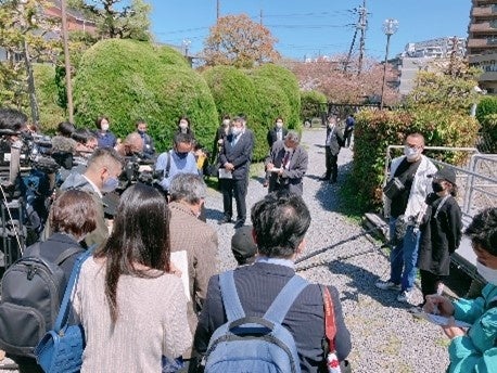 インタビューの様子