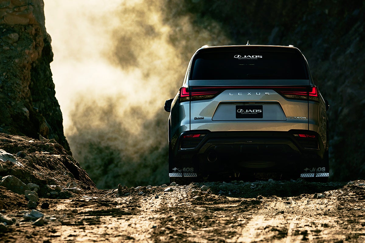 最新SUV カスタマイズ 〕LEXUS LX600 