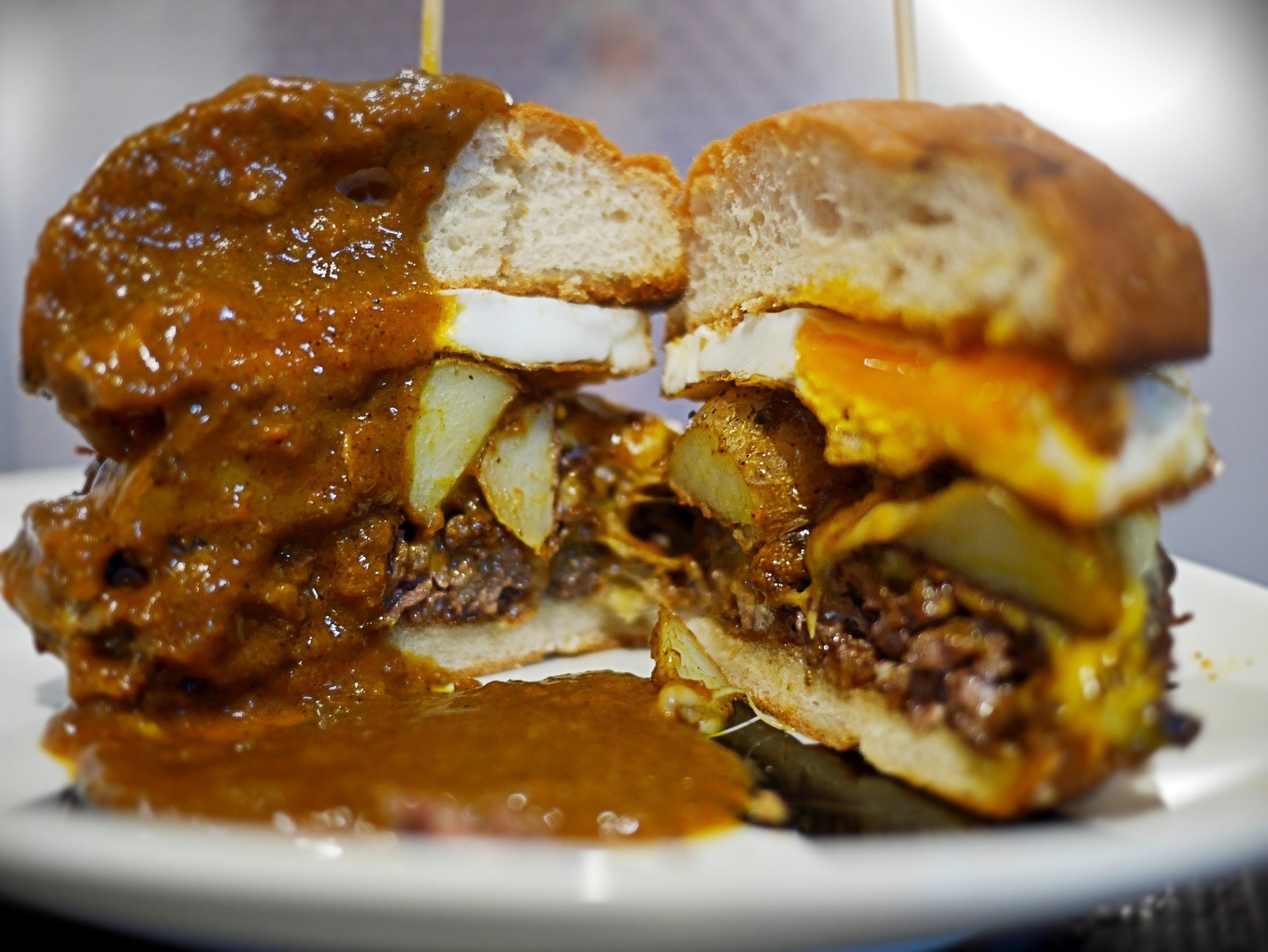 ボンディカレーバーガー