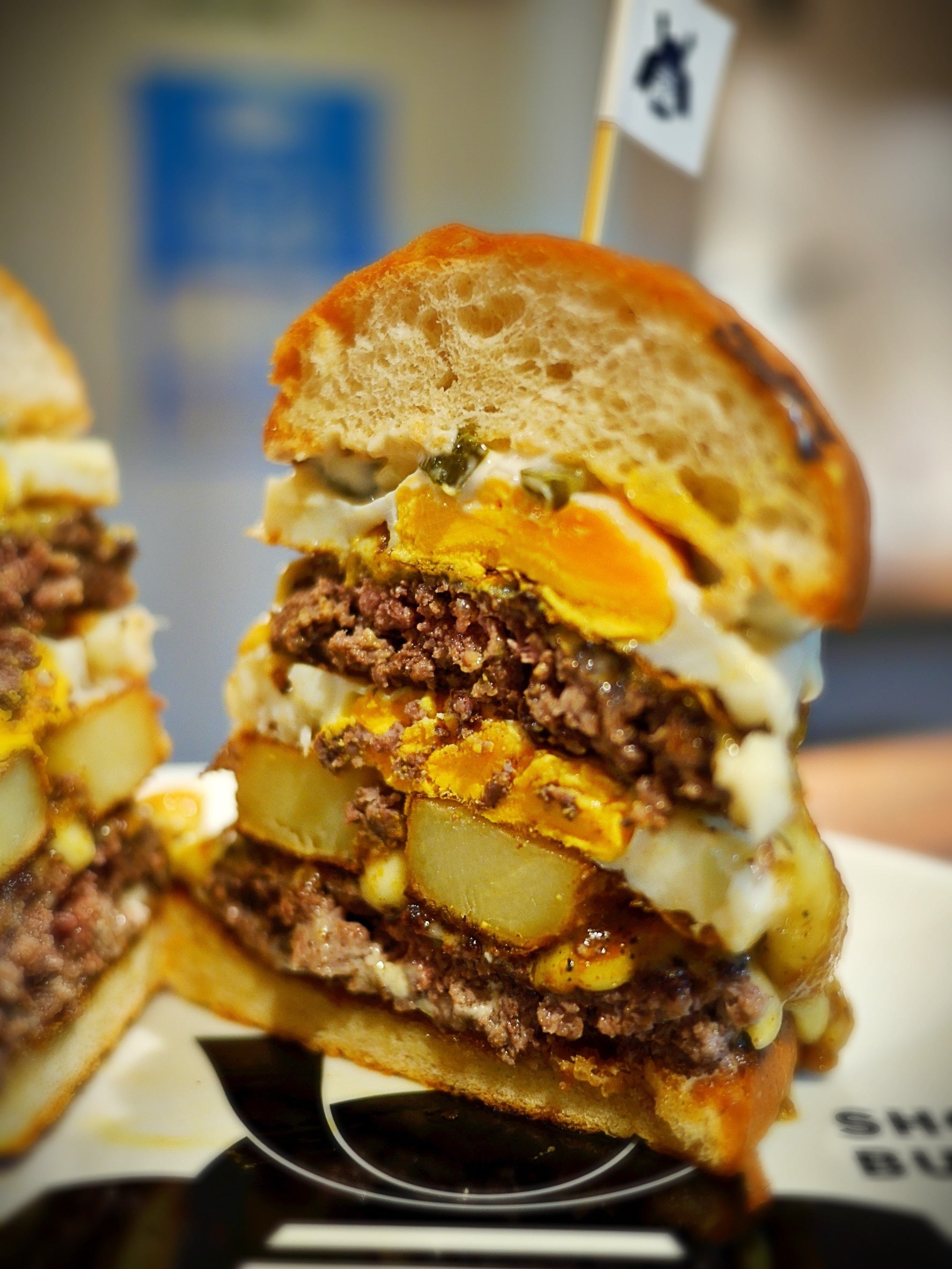 ダブルボンディカレーバーガー