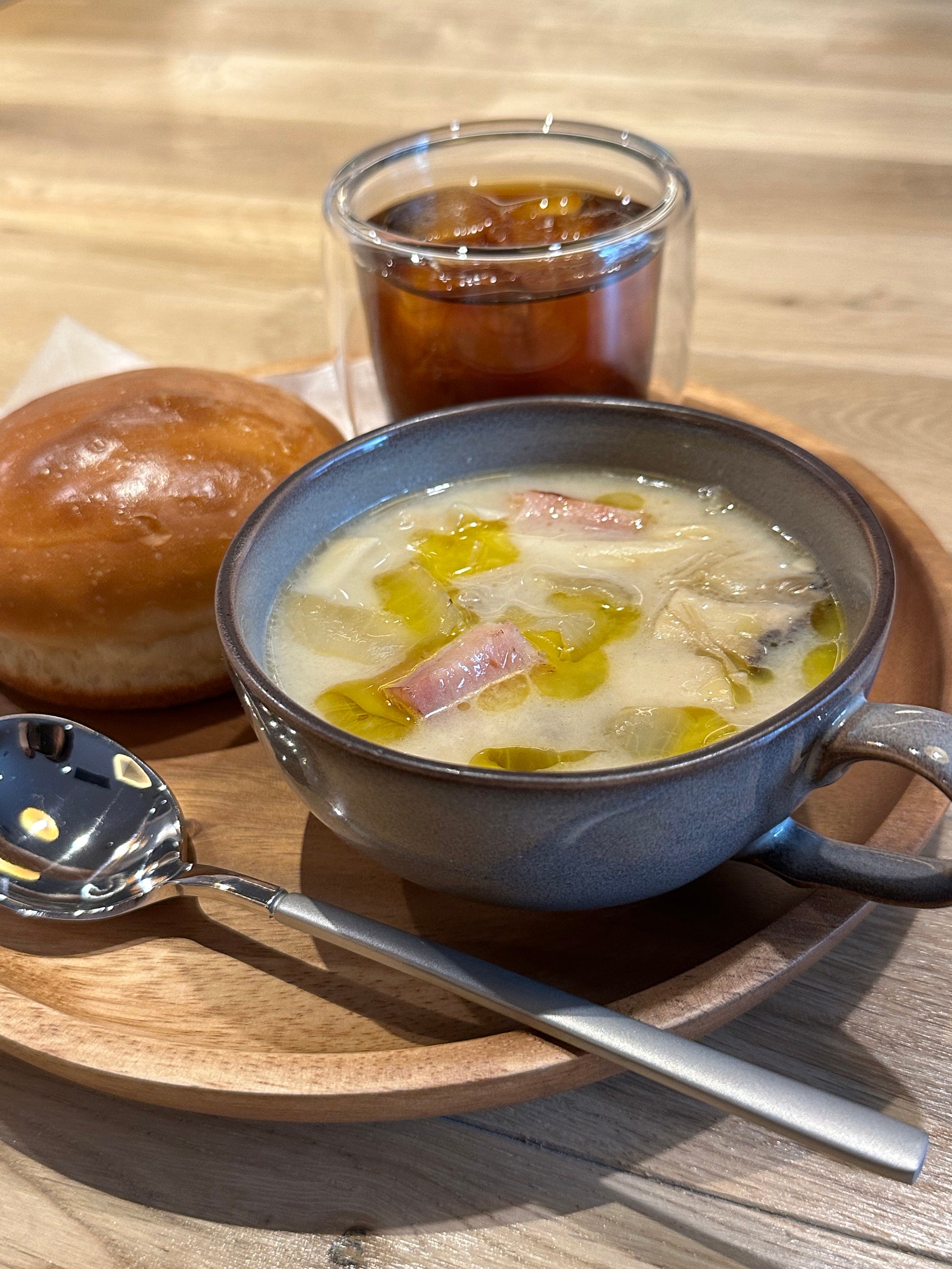 ３種のキノコとゴロっとベーコン