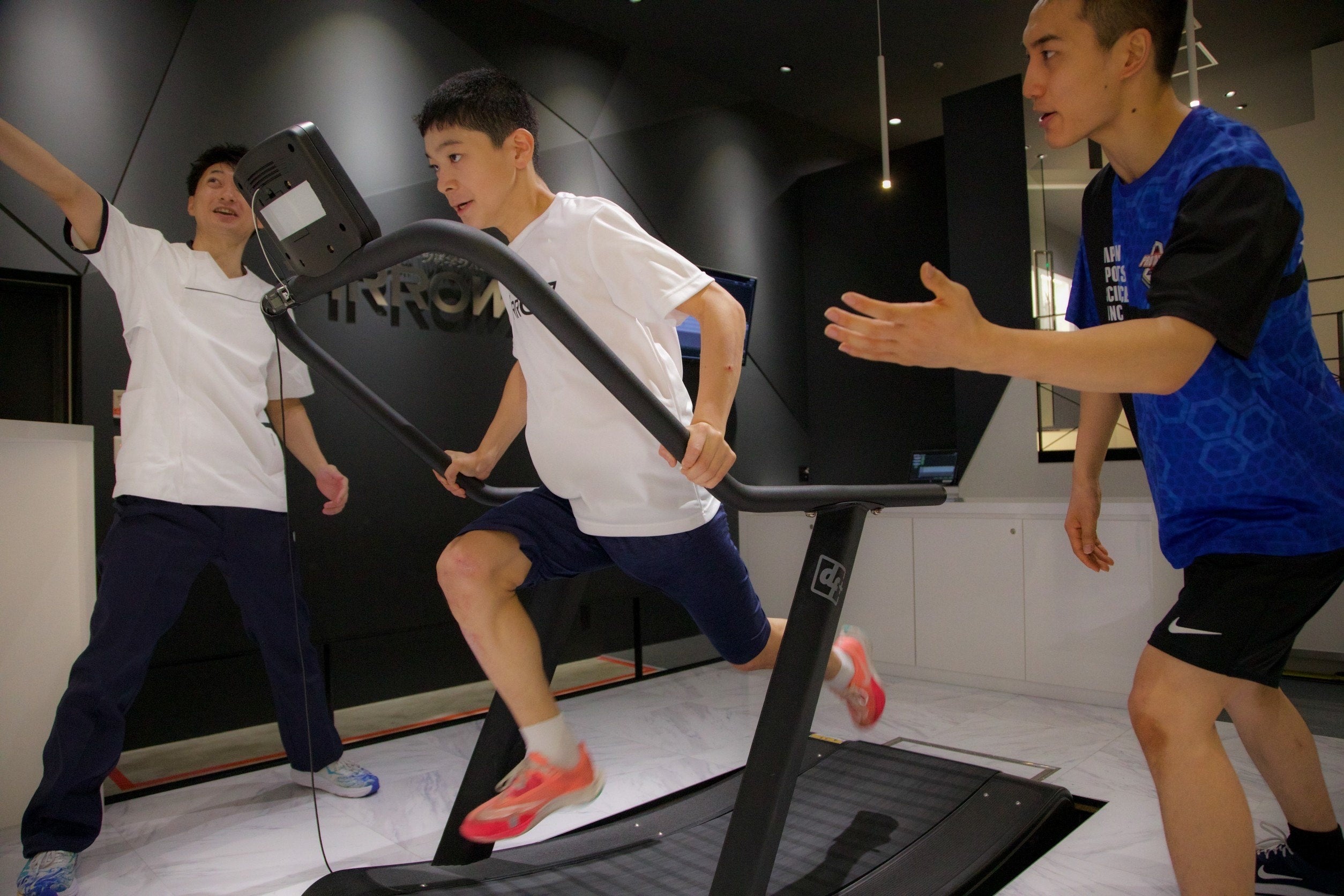 スプリント・瞬発力測定の様子