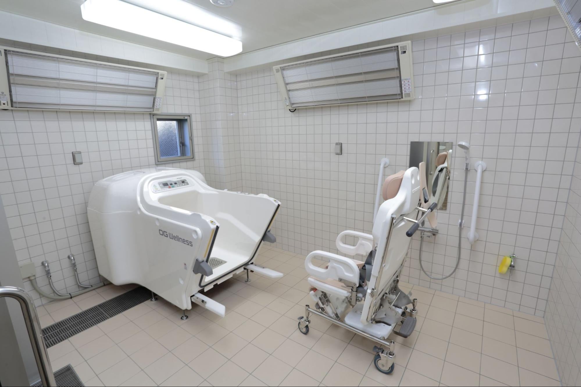 ▲車いすの方が座ったまま入浴できる座浴