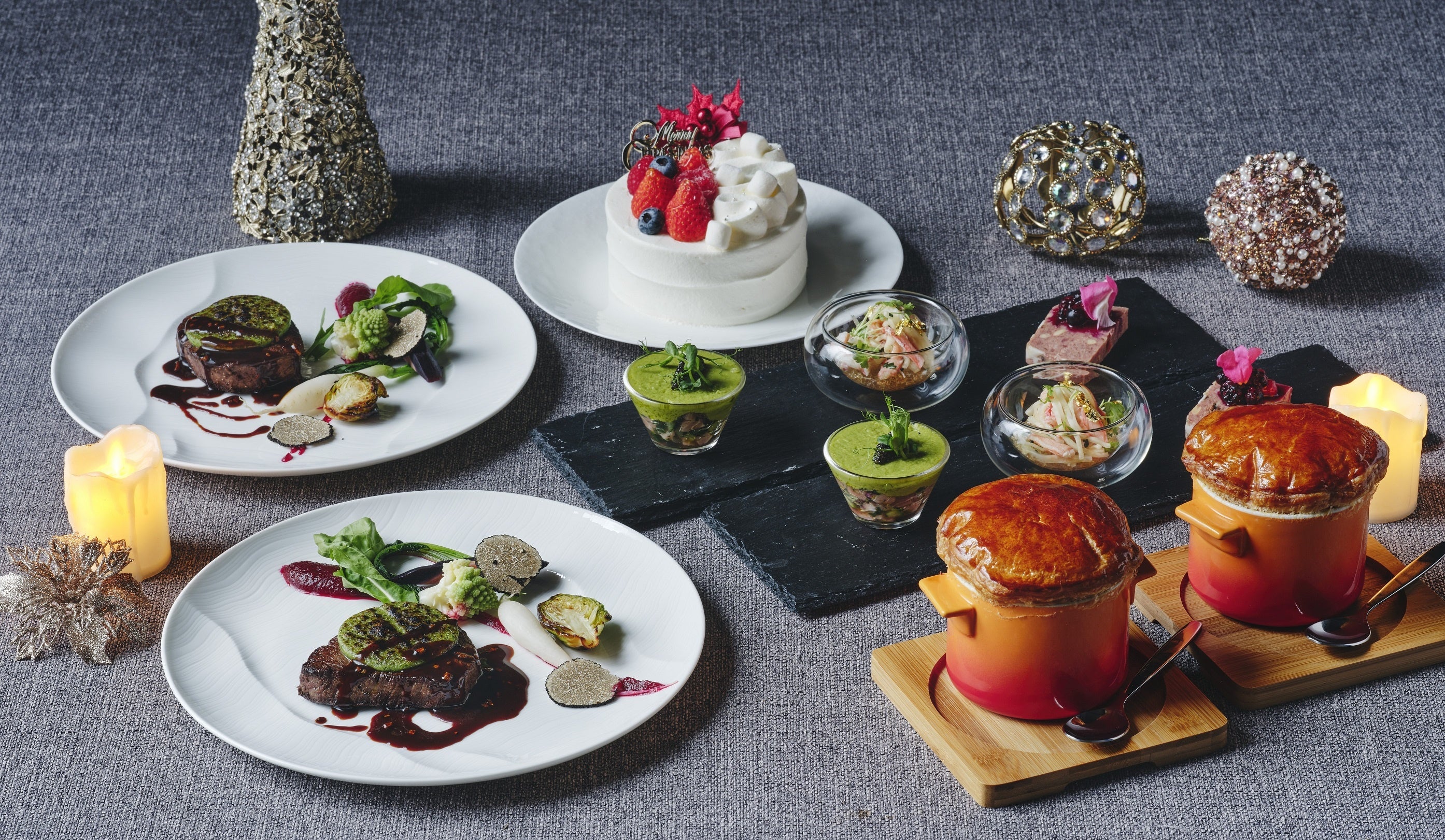 ルームサービスでお届けするクリスマスディナー