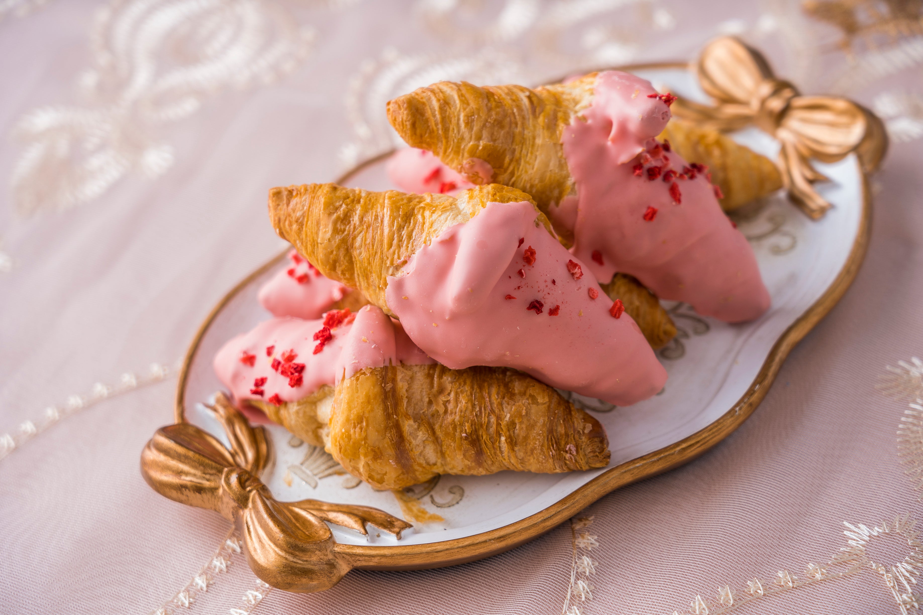 ストロベリークロワッサン