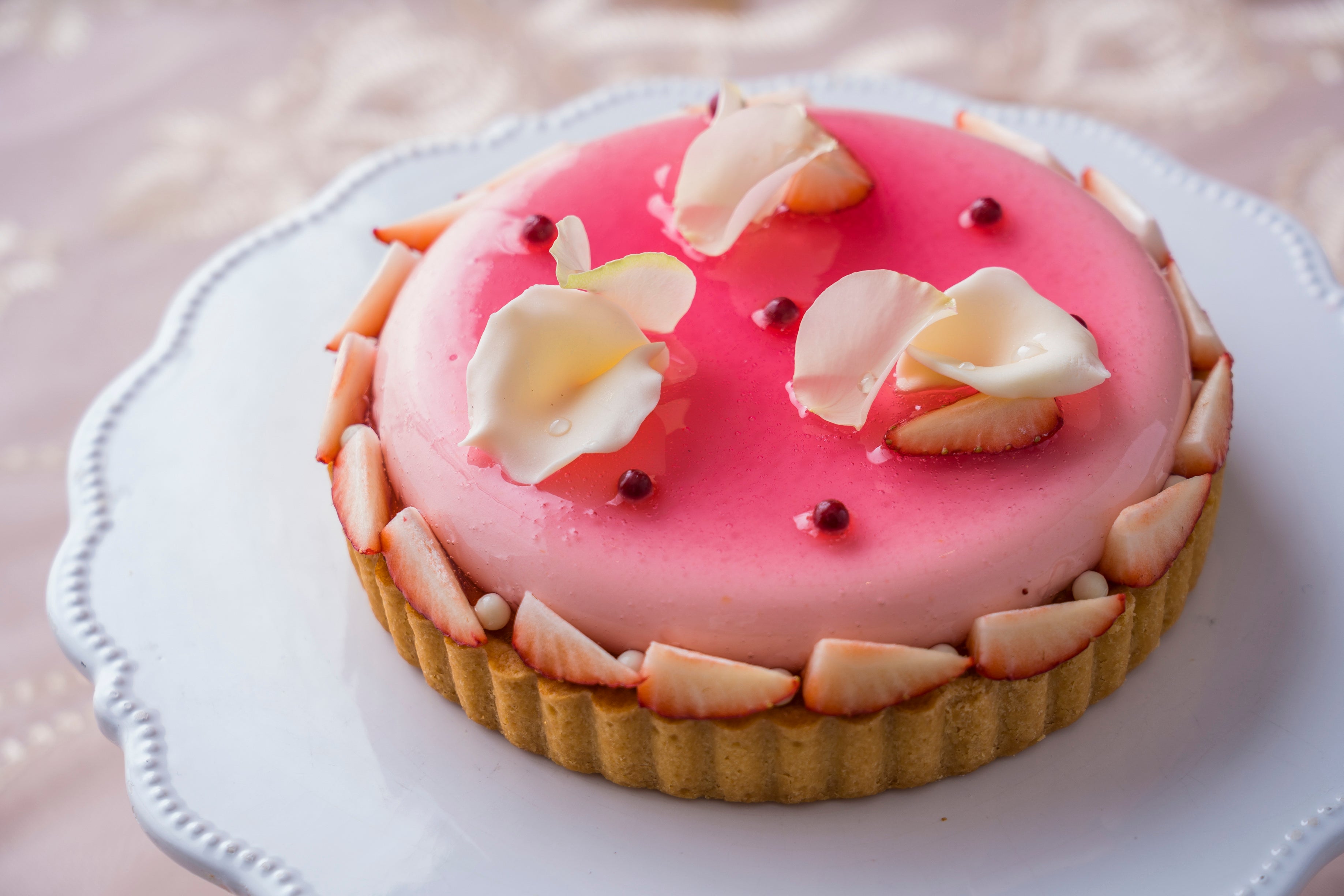 バニラムースとグリオットのコンフィチュールタルト