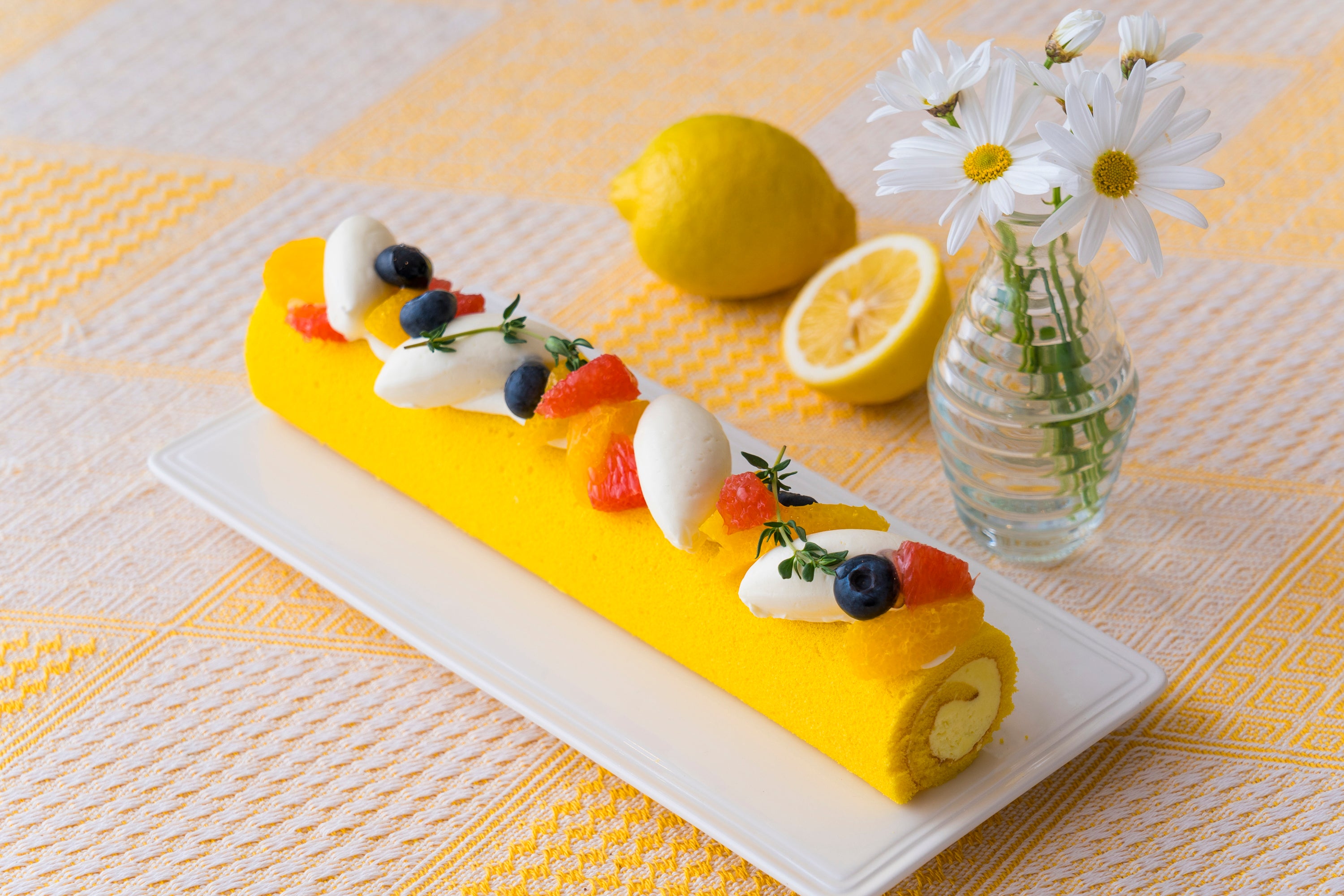 レモンロールケーキ