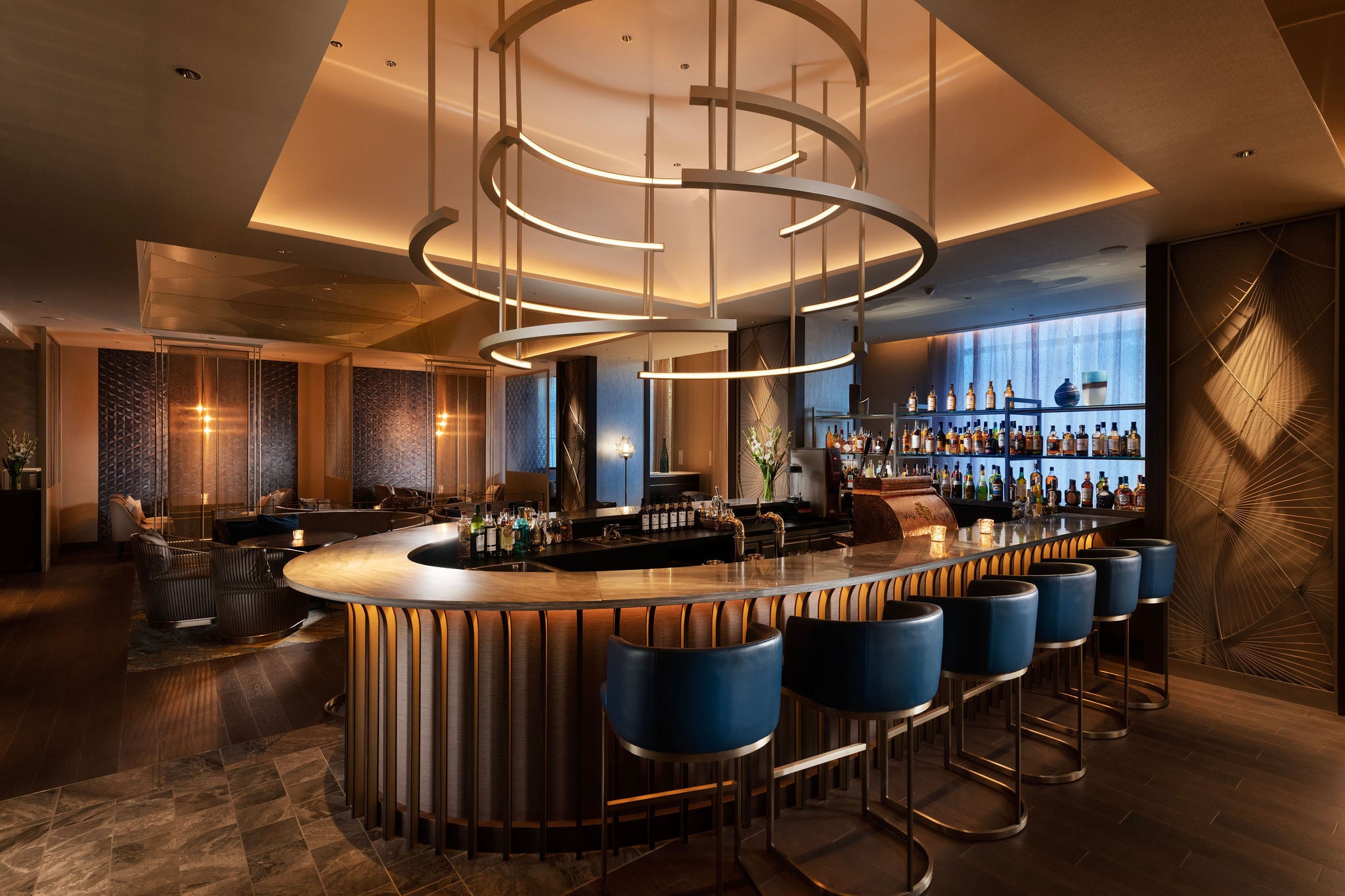 バー＆ラウンジZATTA　内観