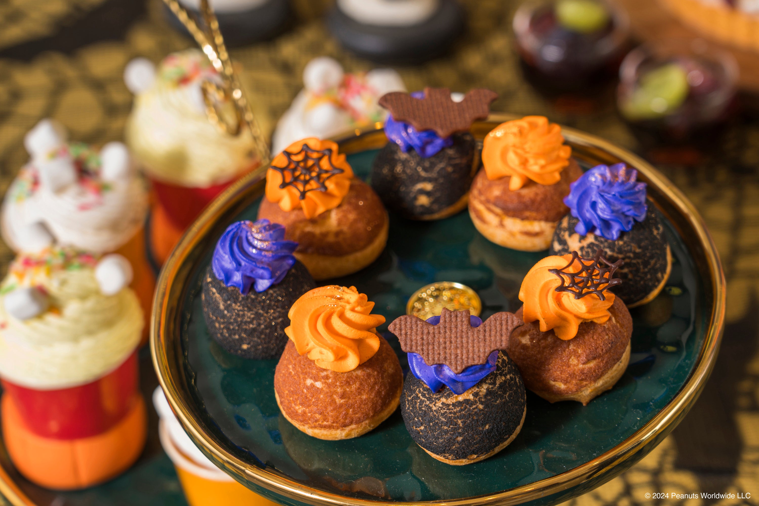 こうもりシュークリーム