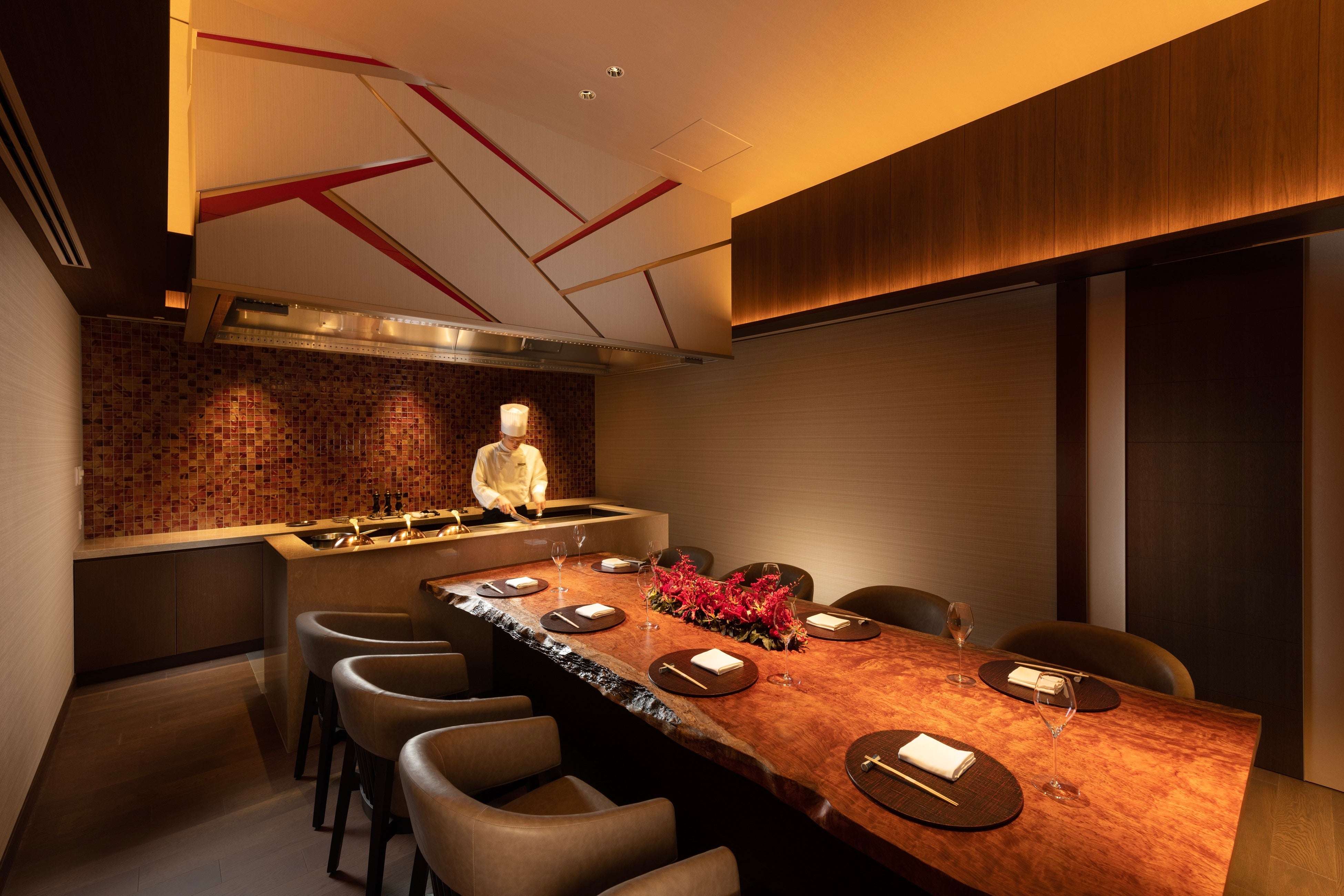 「鉄板焼　渾」個室