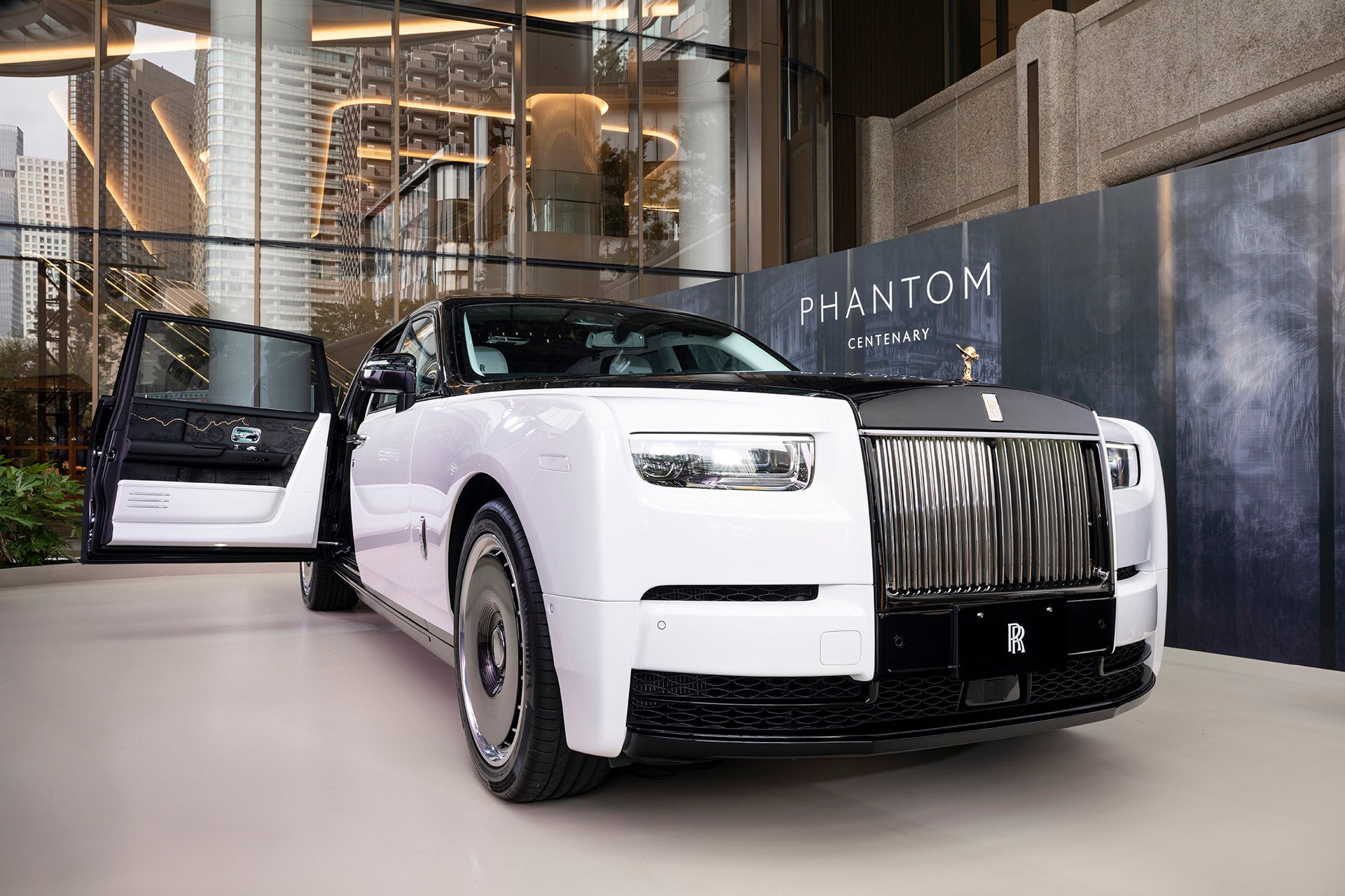 ミッシー　ロールスロイスPhantomⅥ 世界限定999台 ミッシー ロールスロイスPhantomⅥ 世界限定999台 ミッシー
