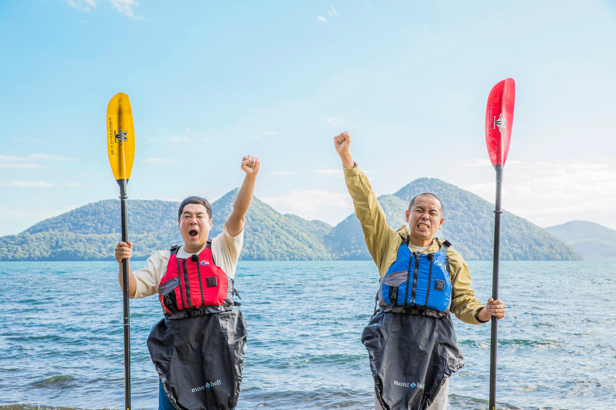 洞爺湖のゼロポイントに立つタカアンドトシ