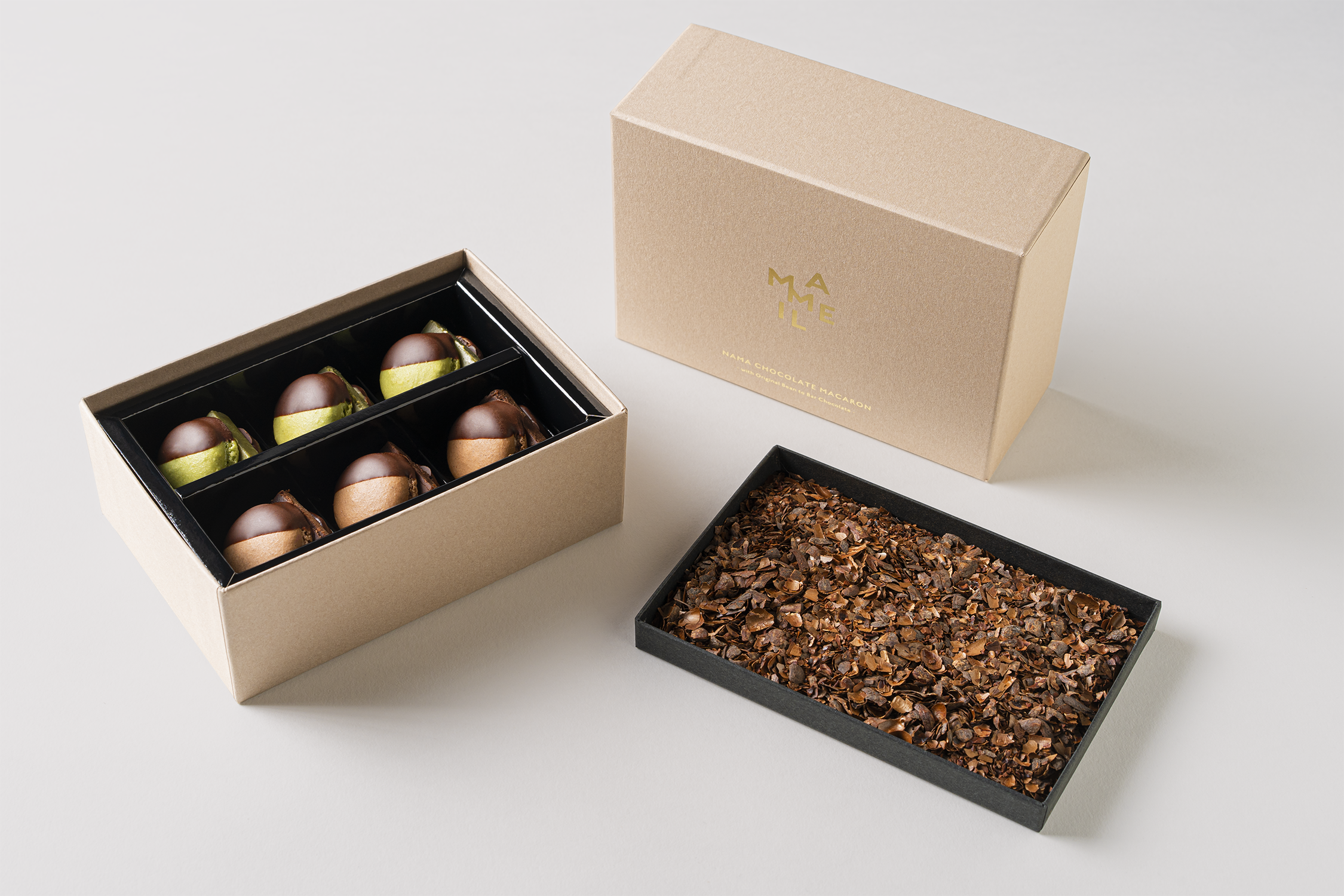 1粒をのべ1週間かけて作る珠玉の生チョコマカロン[MAMEIL NAMA