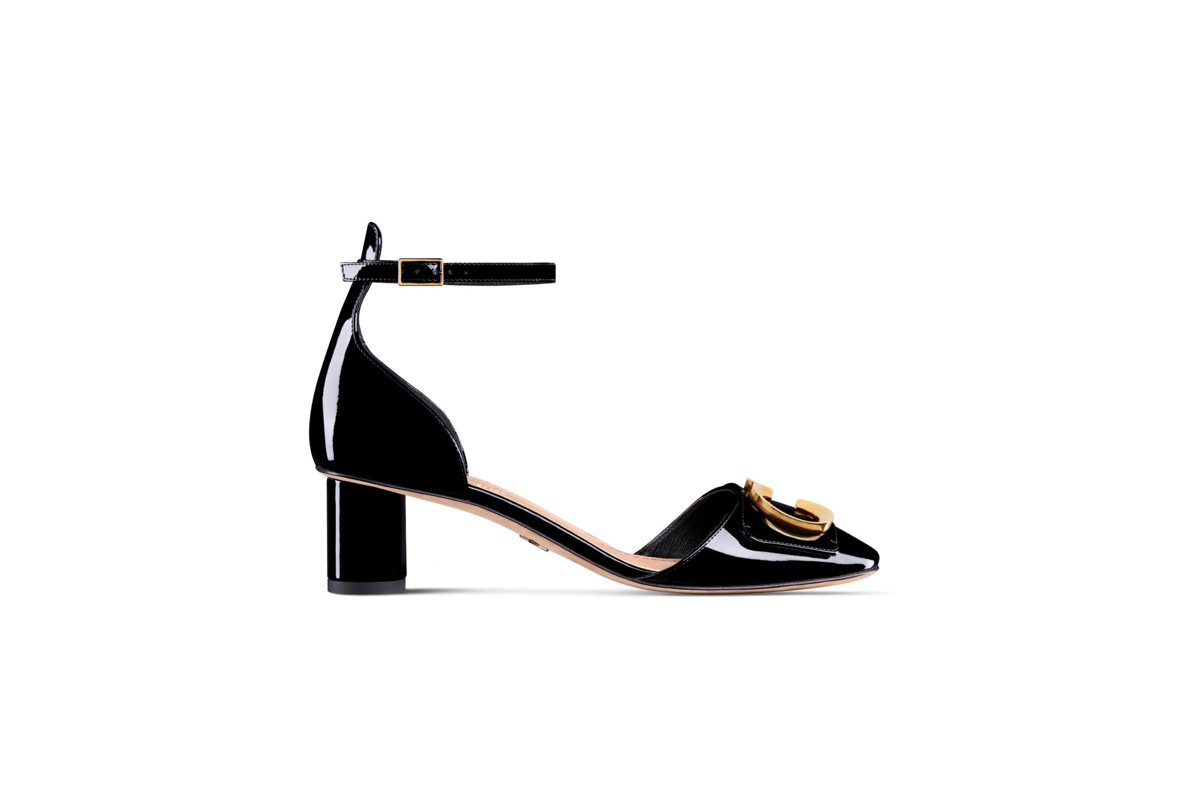 DIOR】秋の装いにアクセントを添える新作シューズ「セ