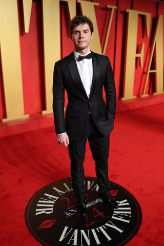 エヴァン・ピーターズがディオールのクリエイションを纏う! エヴァン・ピーターズがディオールのクリエイションを纏う!