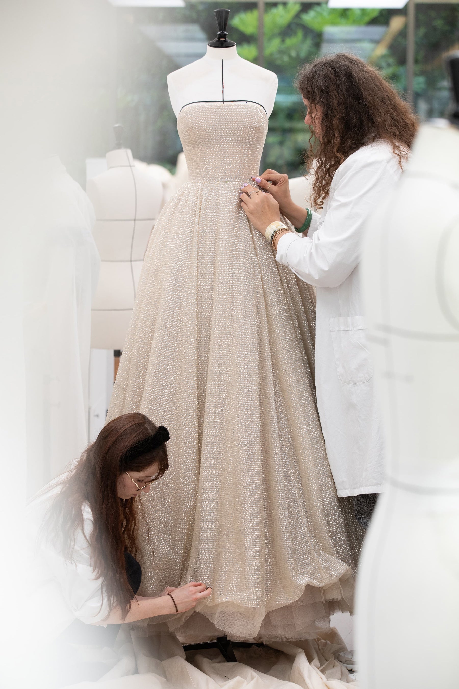 ディオール Dior カラフル　ドレス DIOR | オートクチュール｜ディオール公式オンラインブティック