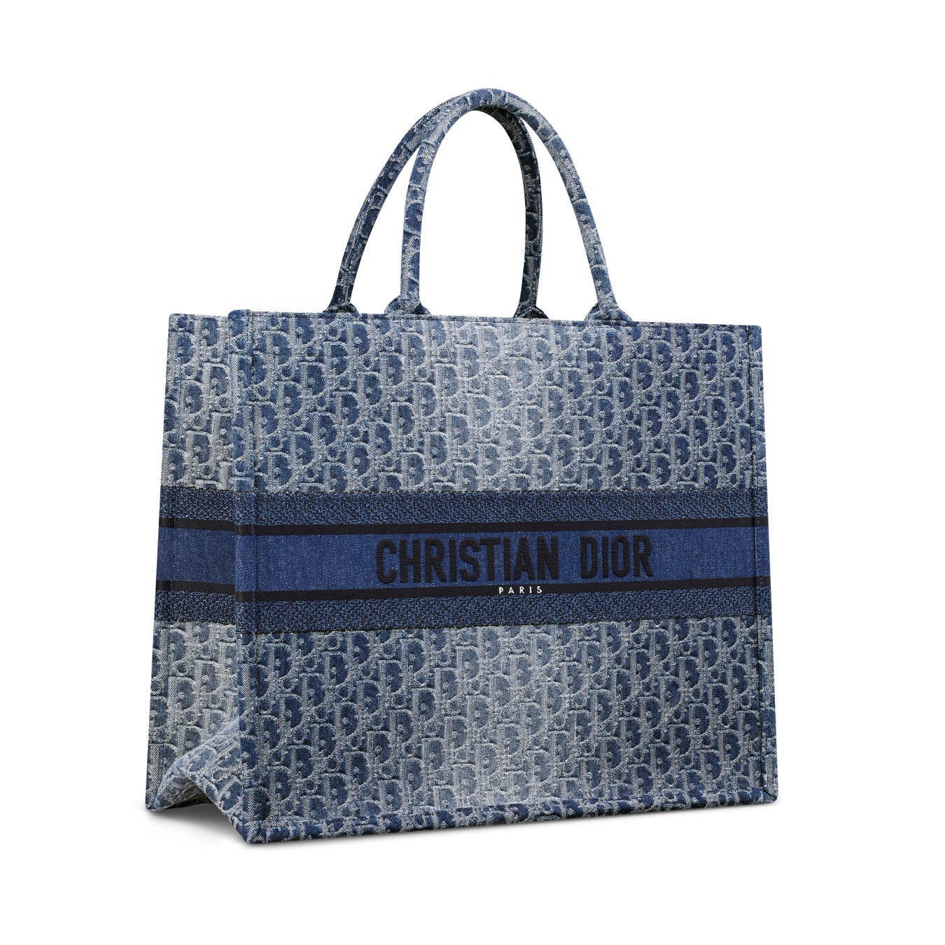 DIOR】「デニム ディオール オブリーク」のキャンペーンにNewJeansの DIOR】「デニム ディオール オブリーク」のキャンペーンにNewJeansの