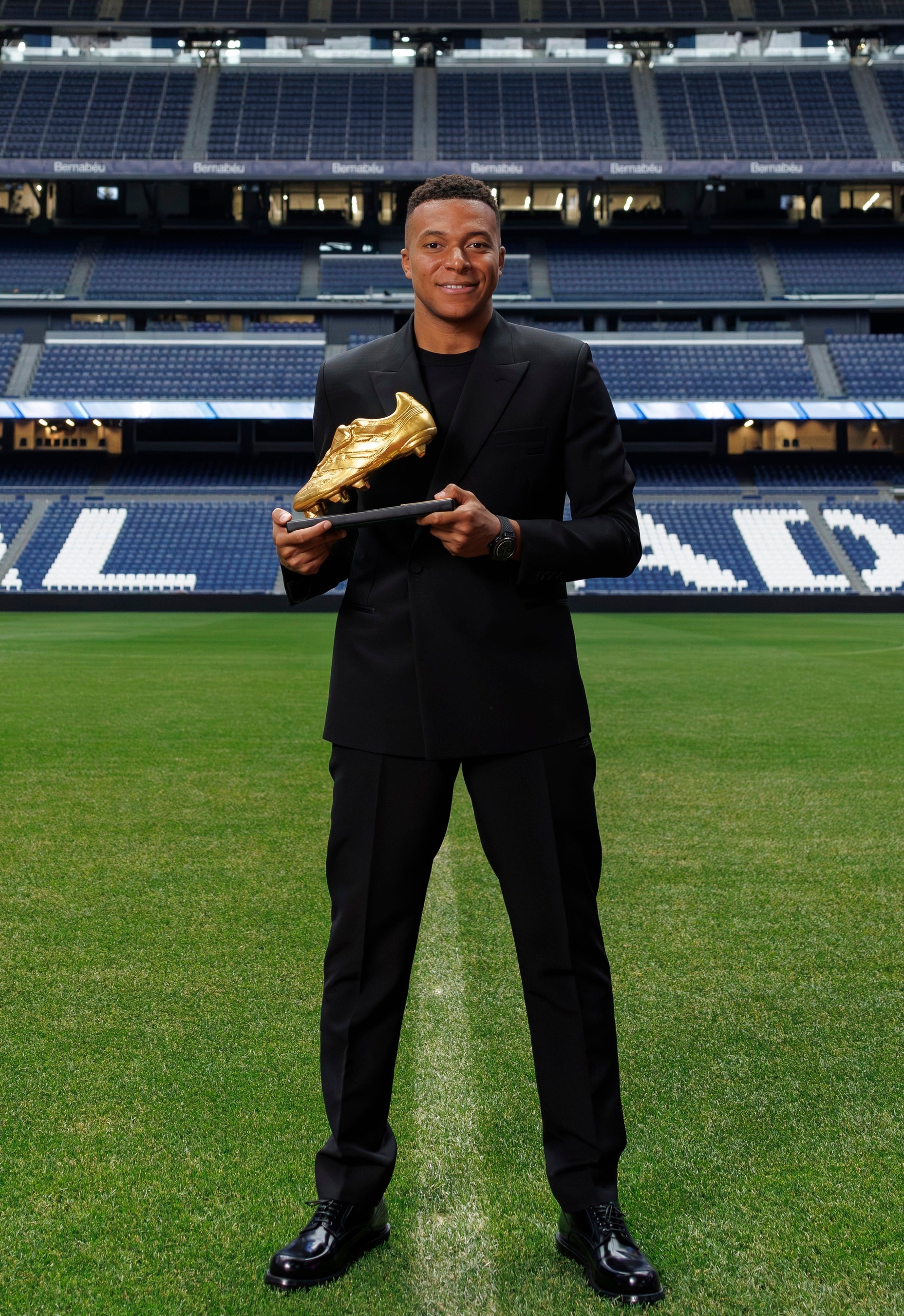 Dior】ディオールを纏うセレブリティ：キリアン・エムバぺ