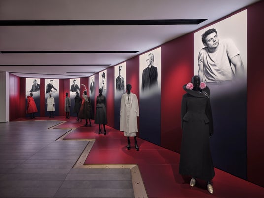【Dior】「ラ ギャラリー ディオール」にて新たな回顧展を開催 【Dior】「ラ ギャラリー ディオール」にて新たな回顧展を開催