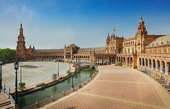 Dior 6月16日スペインのセビリアにてクルーズ 23 ショーを開催 クリスチャン ディオール株式会社のプレスリリース Dior 6月16日スペインのセビリアにてクルーズ 23 ショーを開催 クリスチャン ディオール株式会社のプレスリリース