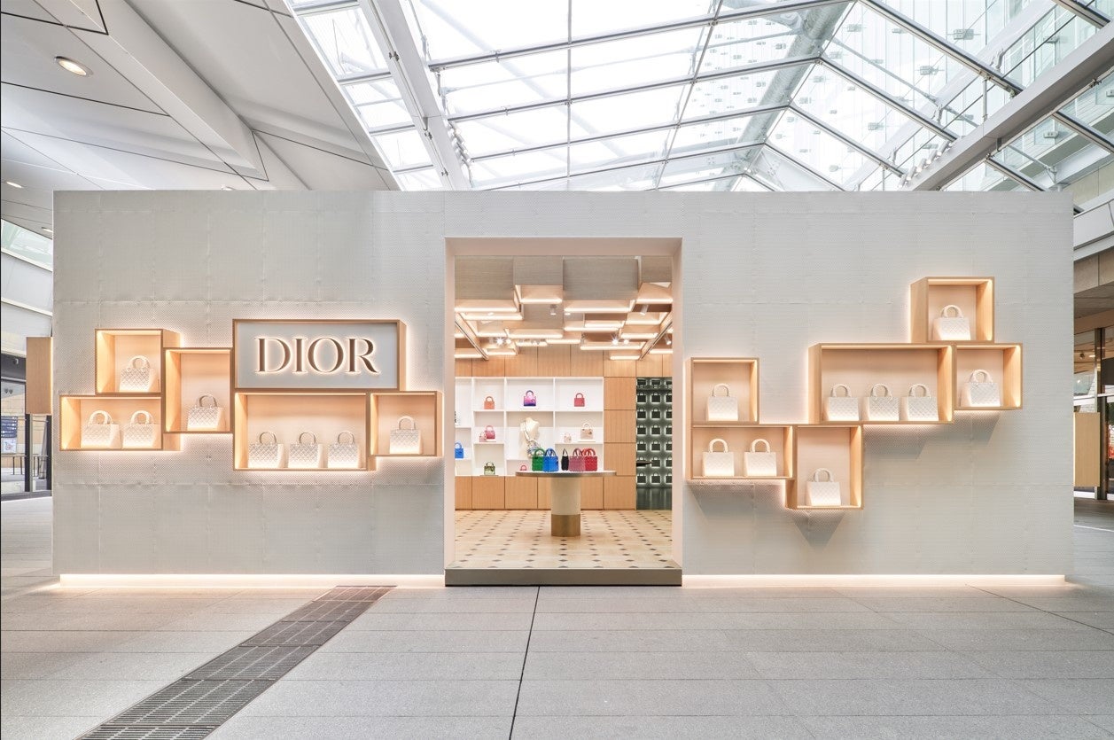 DIOR】「レディ ディオール ポップアップストア」が六本木ヒルズ