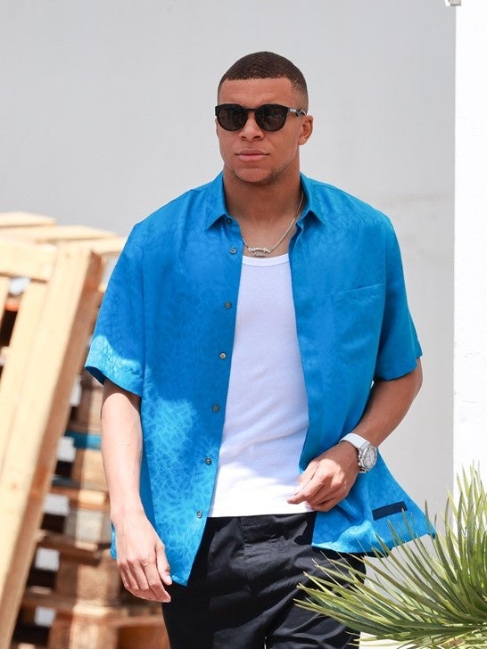 Dior ディオールを纏うメンズセレブリティ 第75回カンヌ国際映画祭 キリアン エムバペ クリスチャン ディオール株式会社のプレスリリース Dior ディオールを纏うメンズセレブリティ 第75回カンヌ国際映画祭 キリアン エムバペ クリスチャン ディオール株式会社のプレスリリース