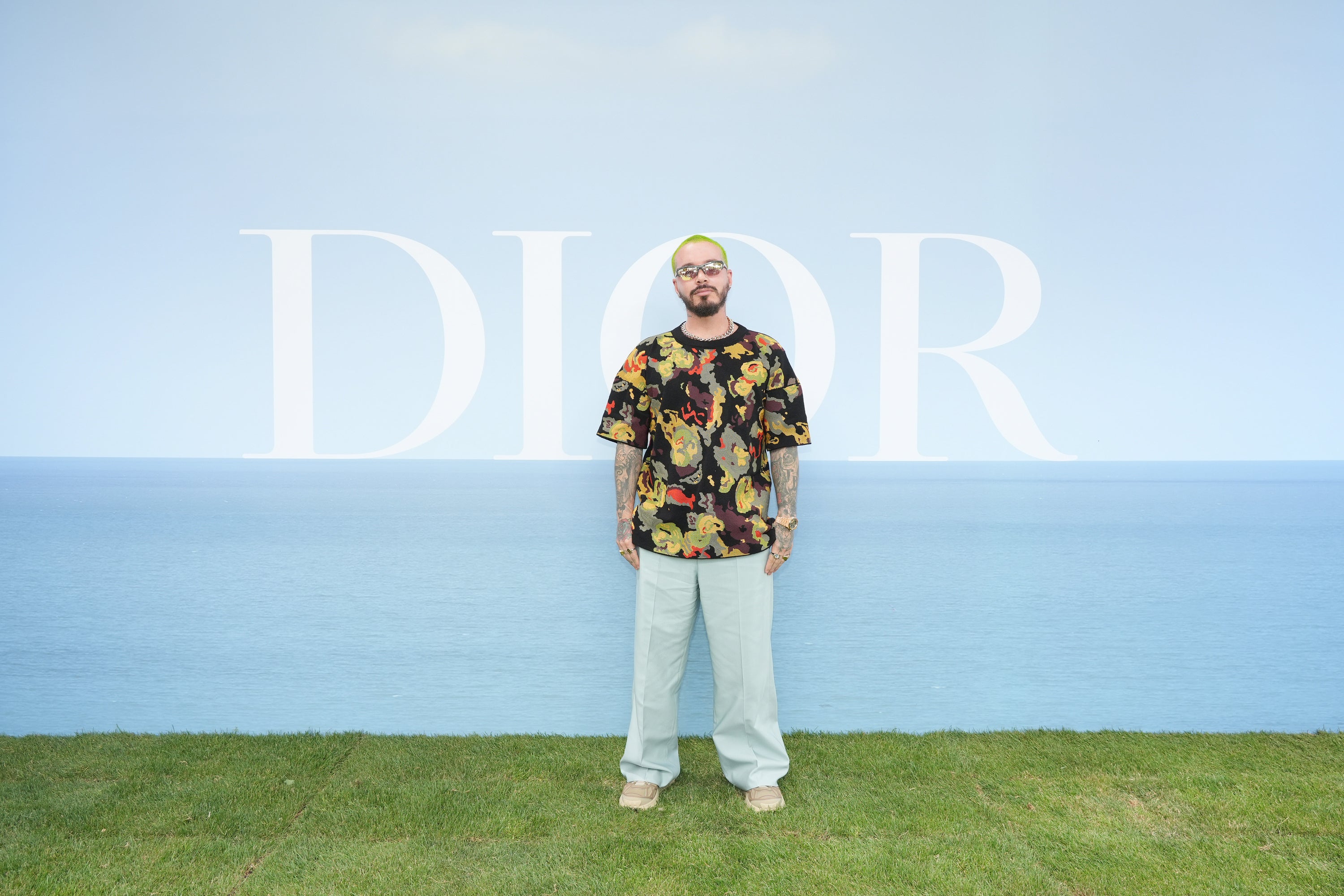 クリスチャンディオール　ジャケット　リネン100％　オレンジ　麻　サマー　夏 DIOR】ディオールを纏うセレブリティ - サマー 2023 メンズ