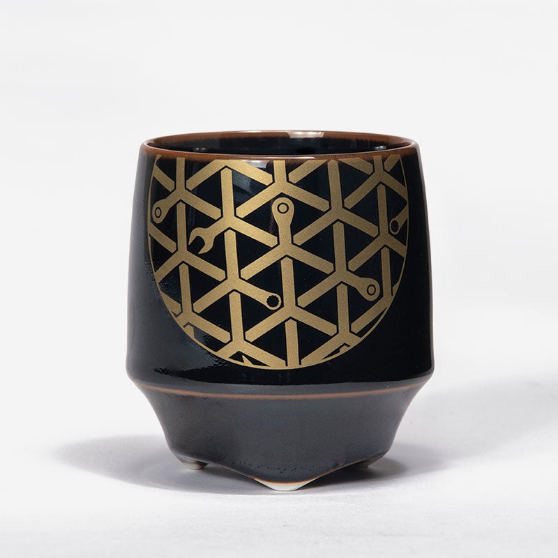 香酒盃（こうしゅはい）　工具柄亀甲紋