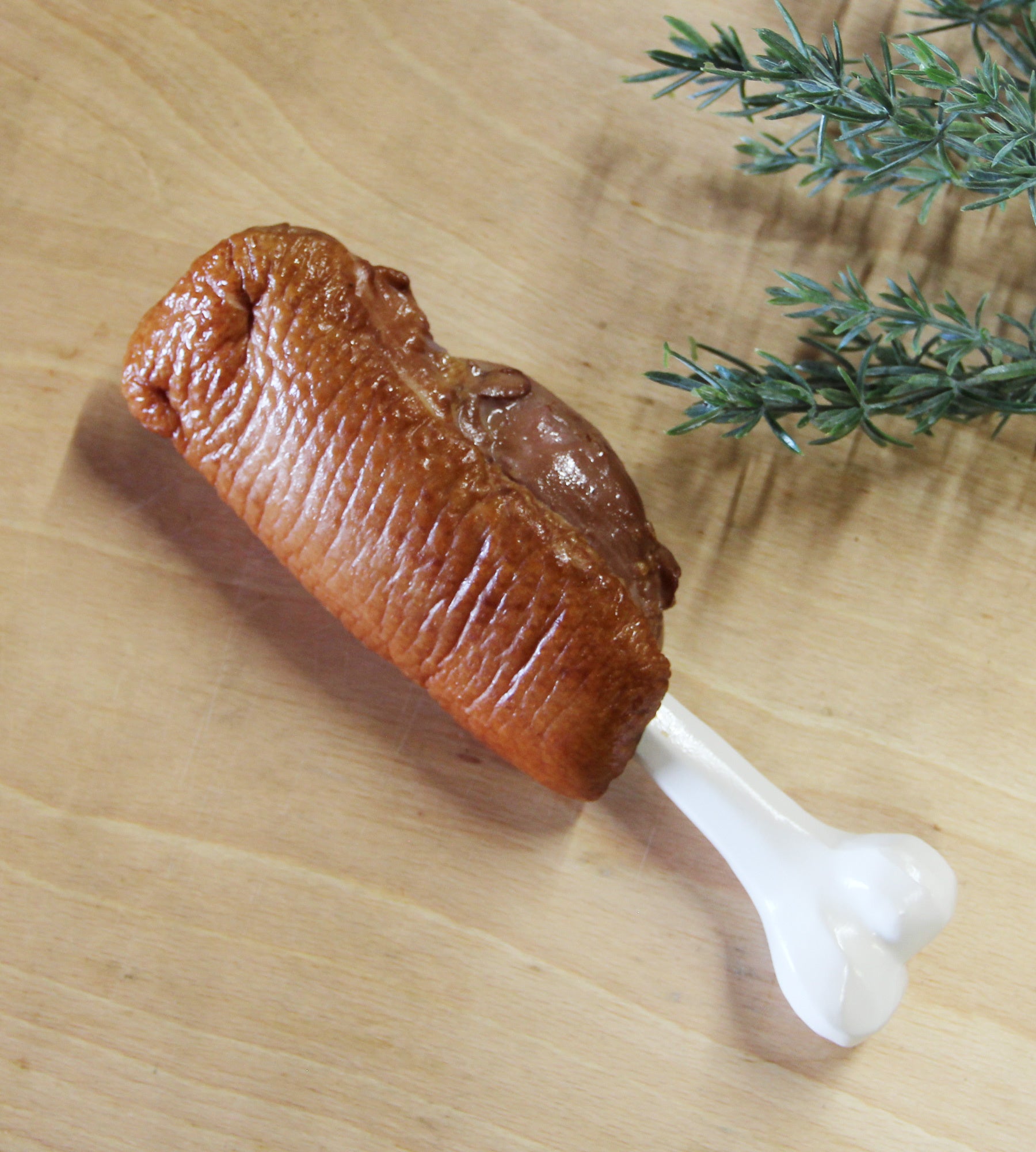 スモーク鴨肉に刺す