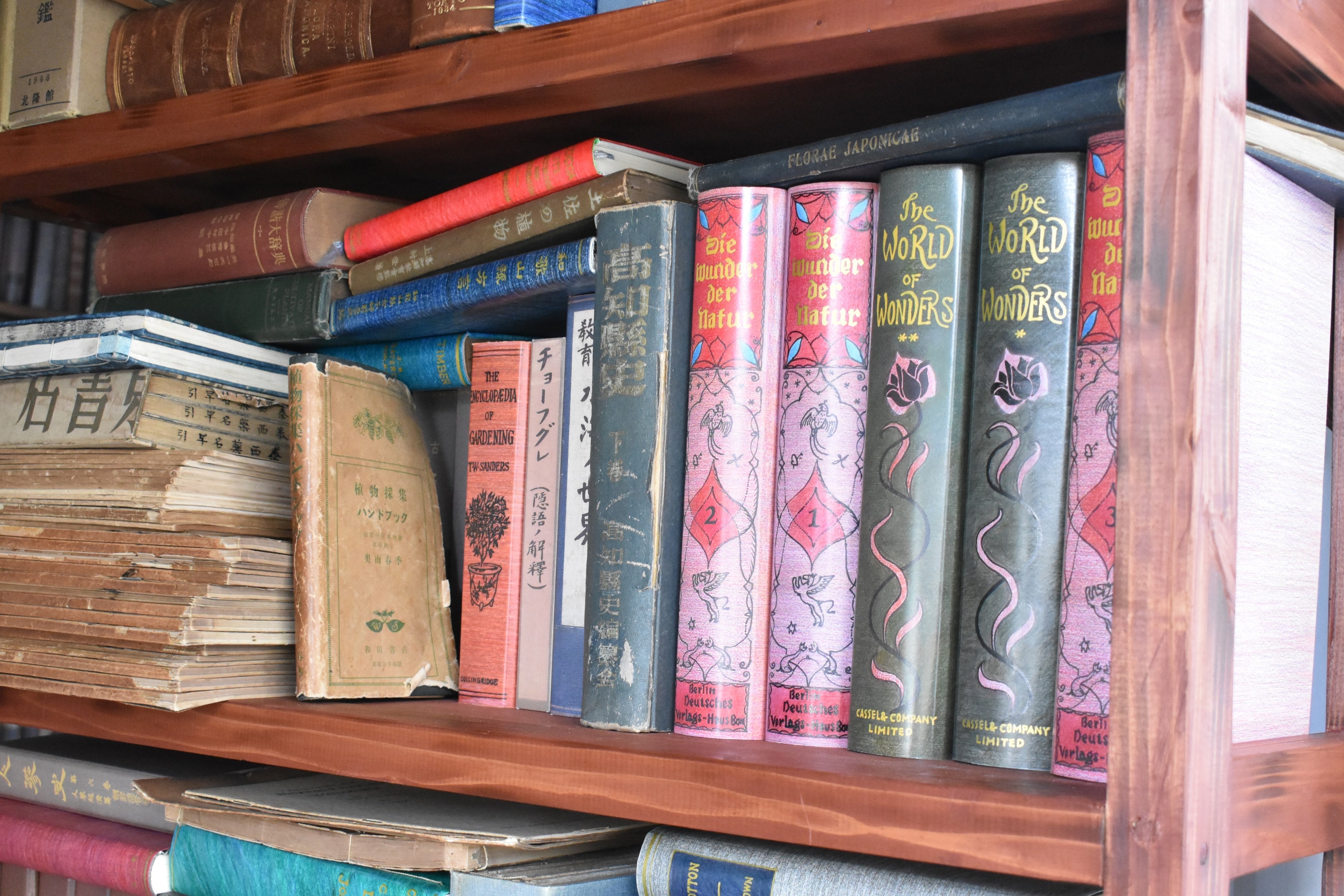 再現された書斎の一部１