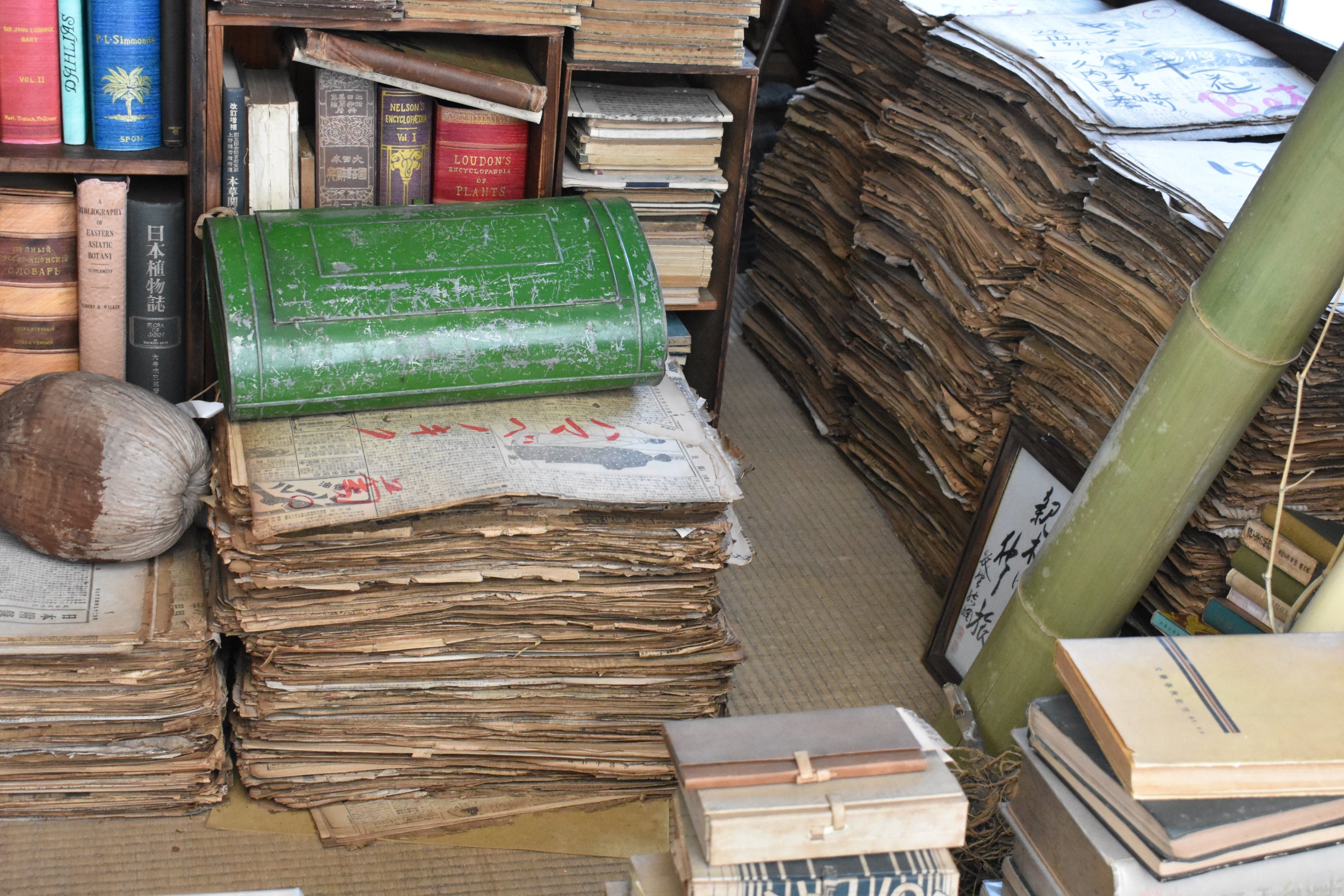 再現された書斎の一部２