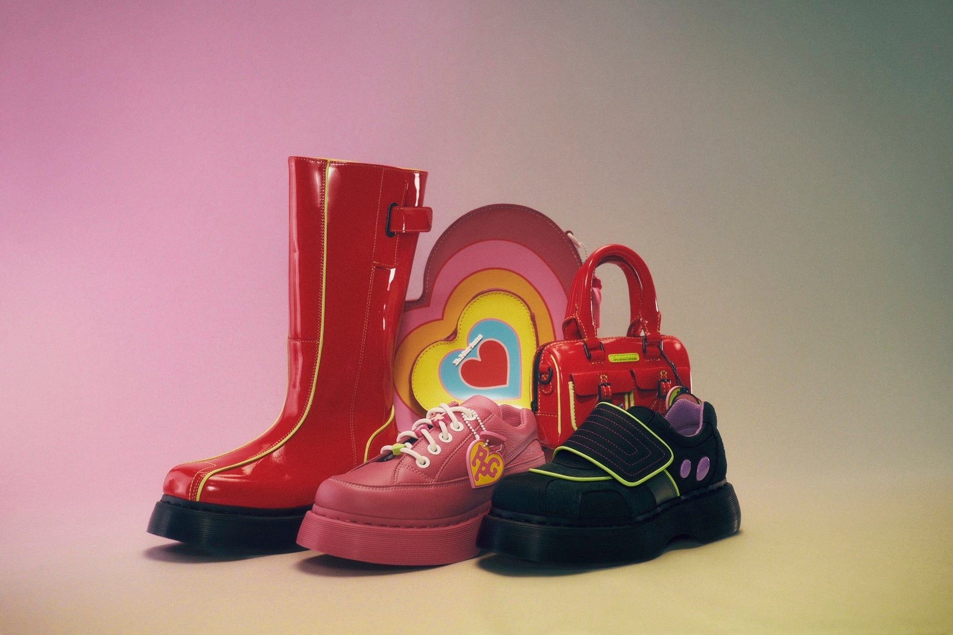 DR. MARTENS X THE POWERPUFF GIRLS:アイコンシューズにポップカルチャーの魔法をかけて