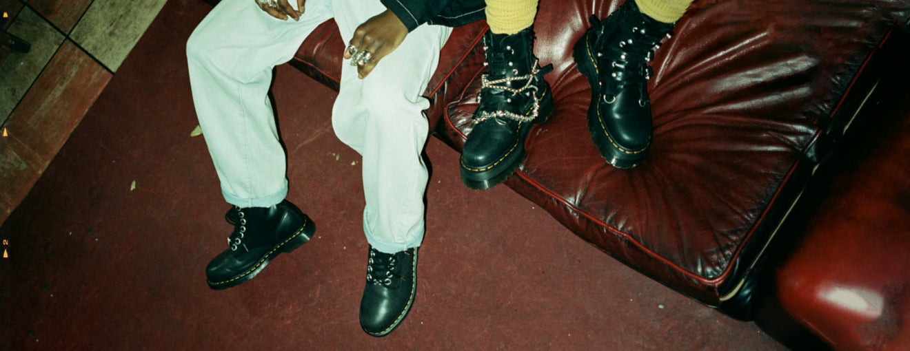 DR. MARTENS x THE GREAT FROG COLLABORATION|ドクターマーチン